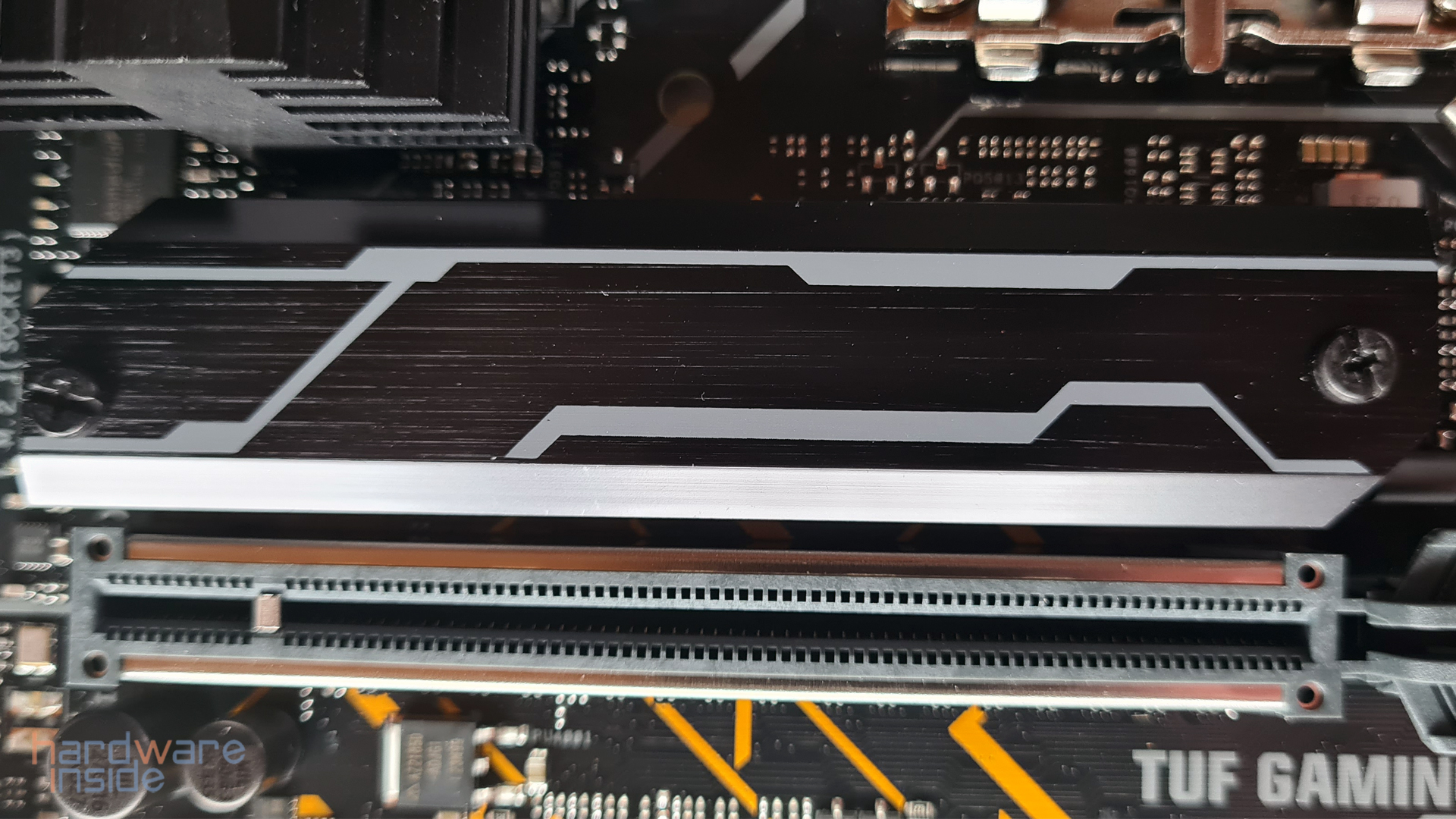 asus_tuf gaming b660m-plus 4d_19.jpg