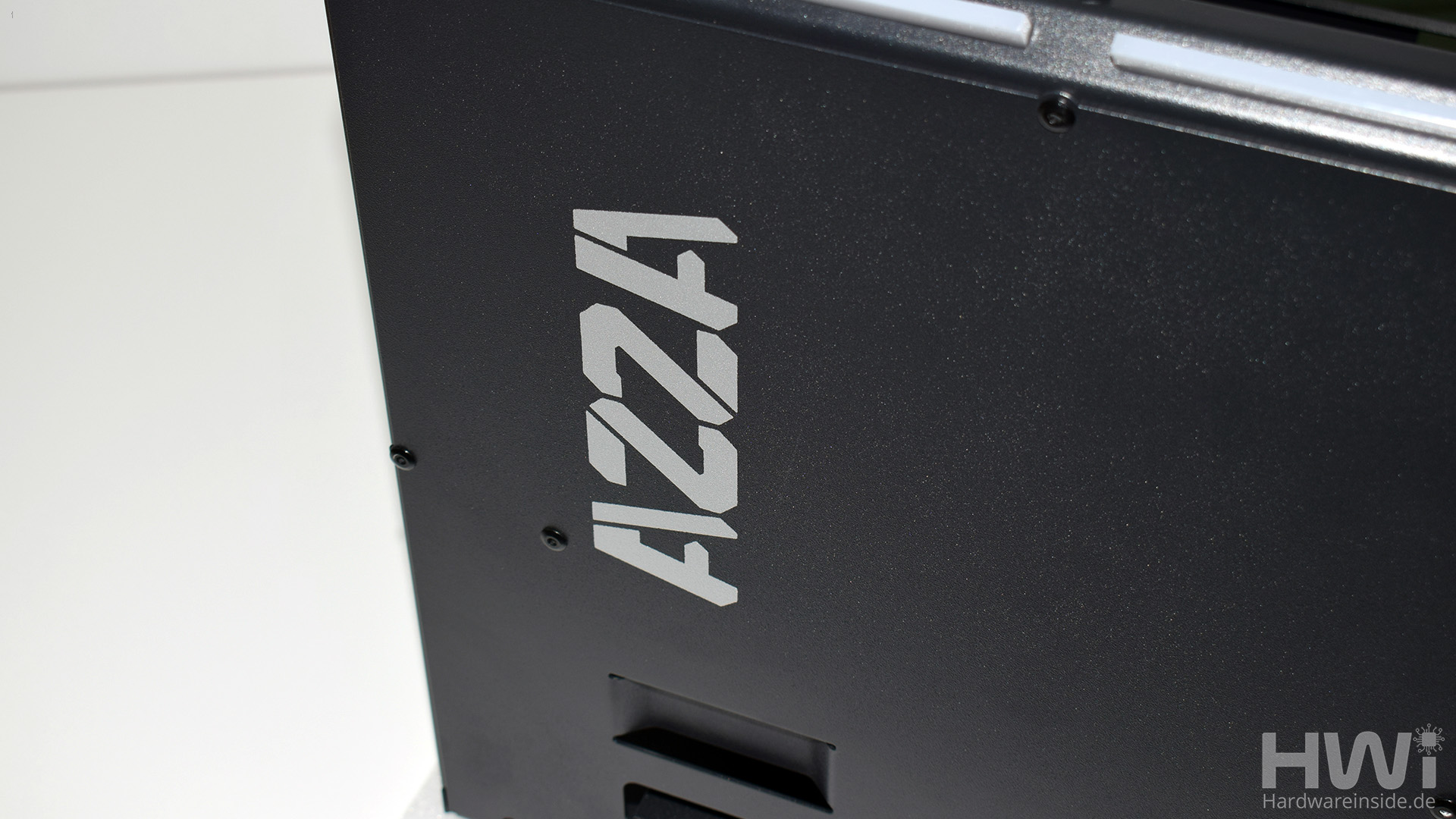 Azza 802 18