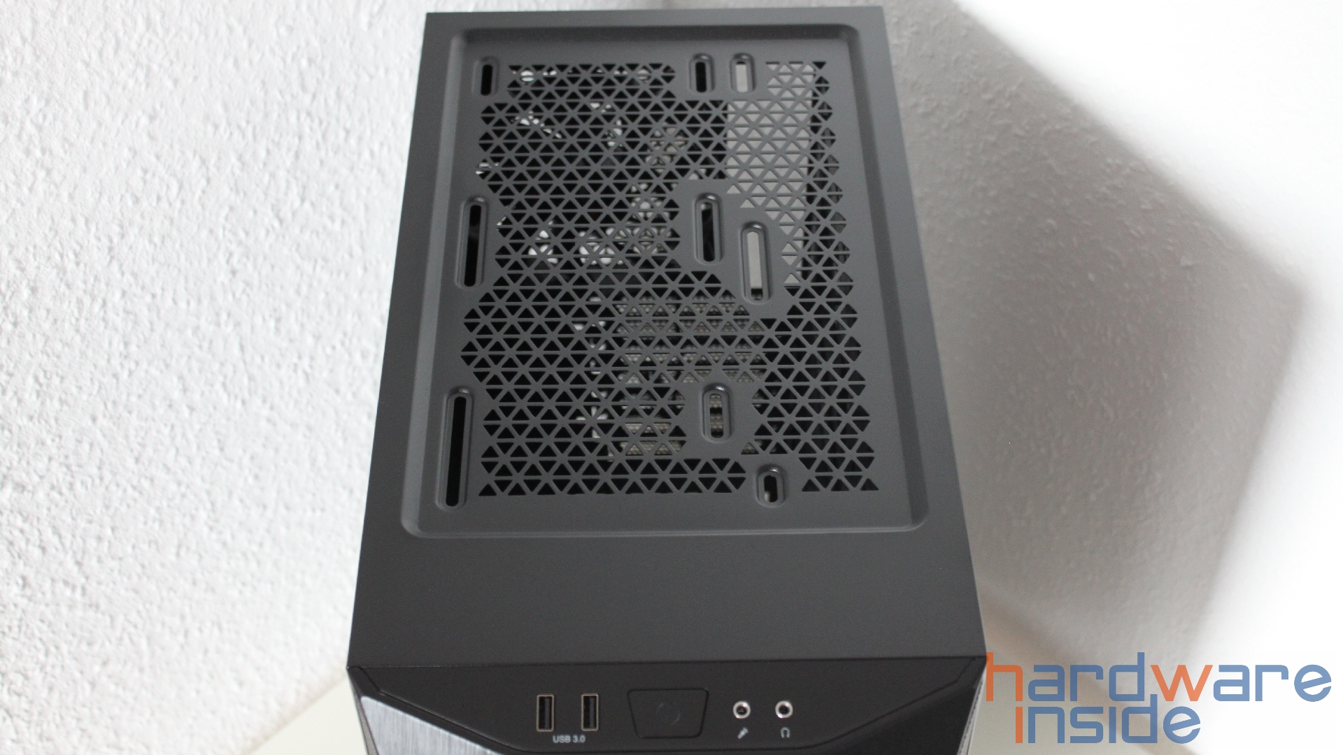 be quiet! PureBase 500_Ansicht_oben_ohne_Deckel.JPG