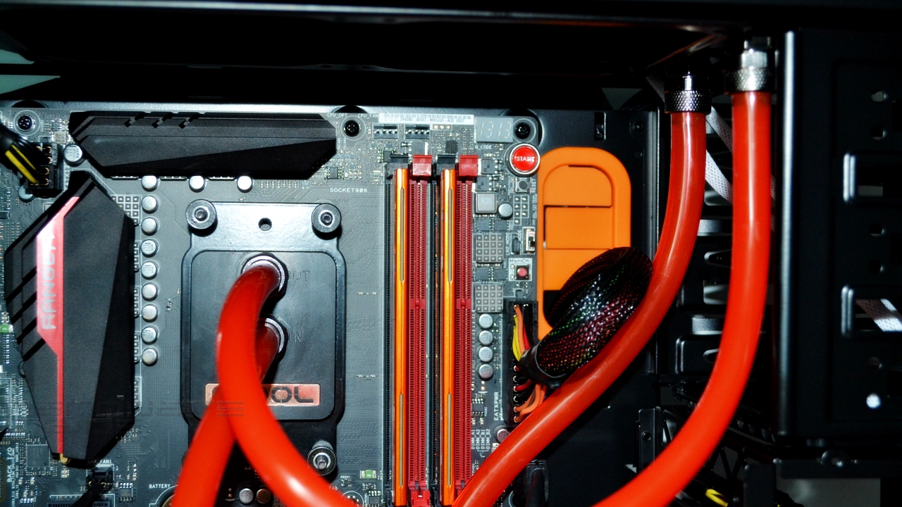 be quiet! Silent Base 800 Window unter Wasser gesetzt