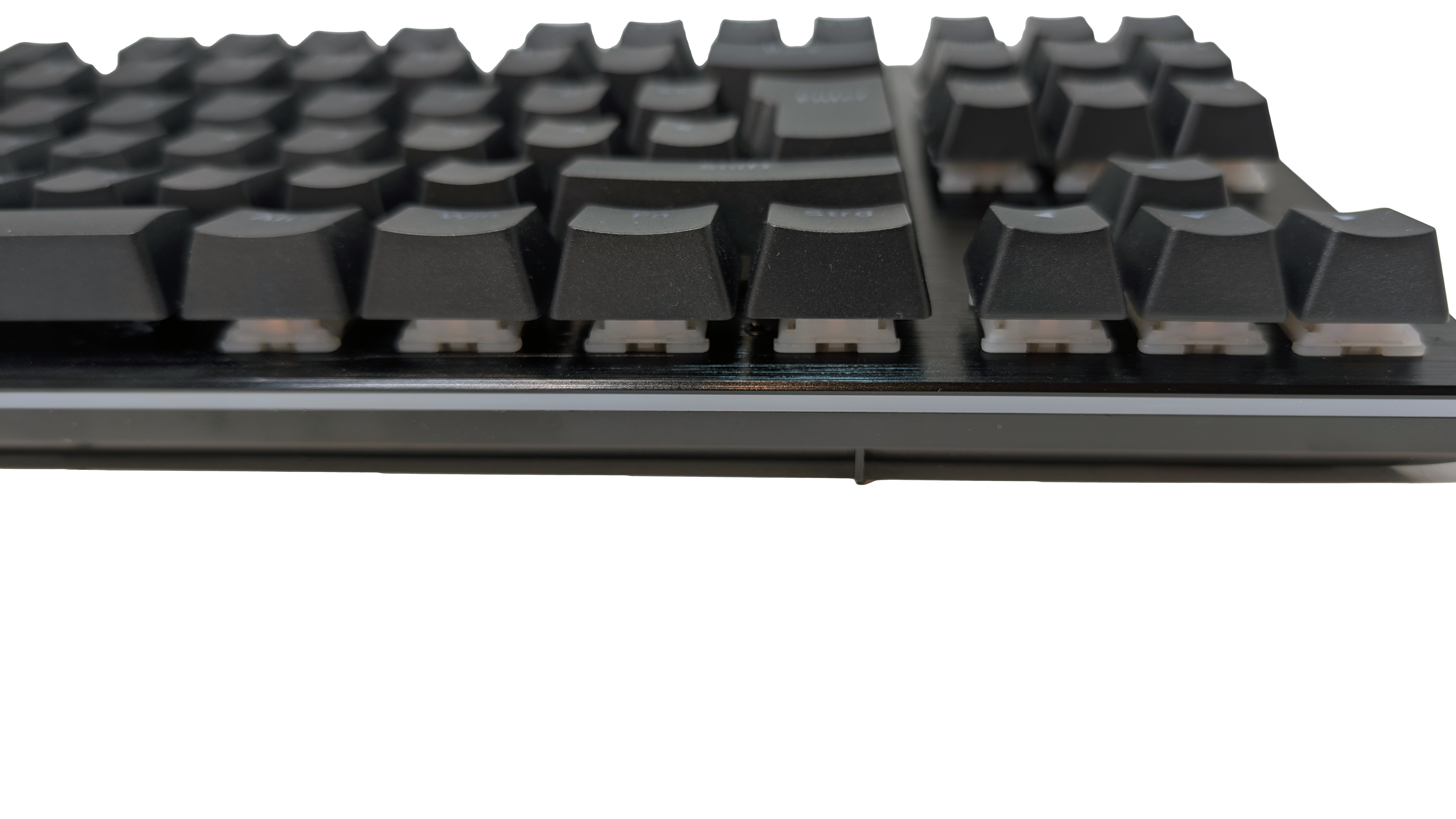bequiet-dark-mount-tastatur-4.jpg