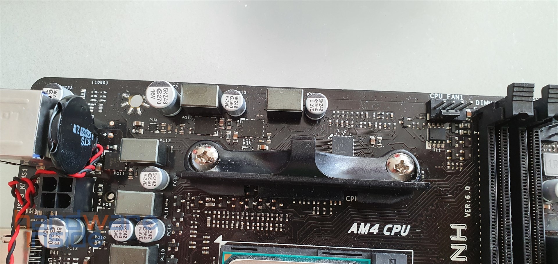 Biostar X470NH - 7.jpg