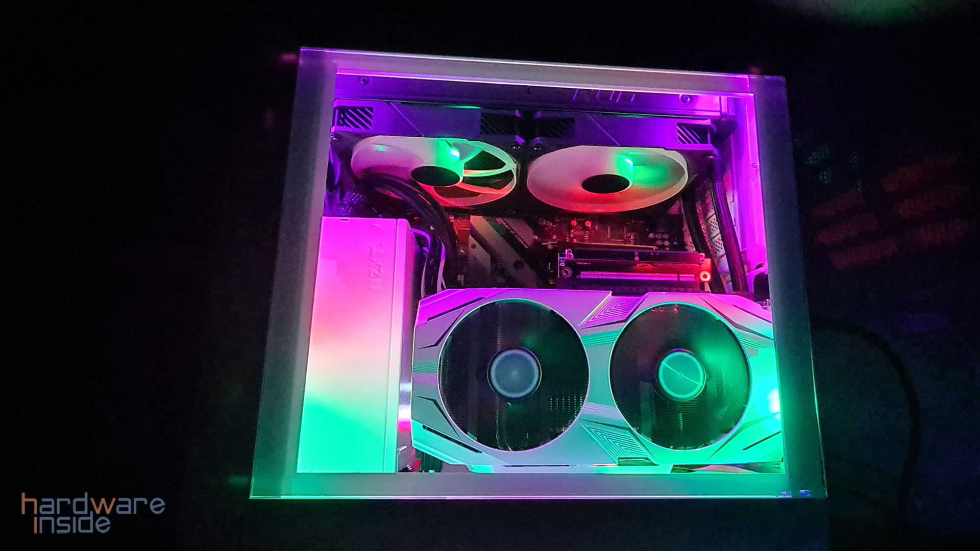bitfenix prodigy m2022 argb_35.jpg