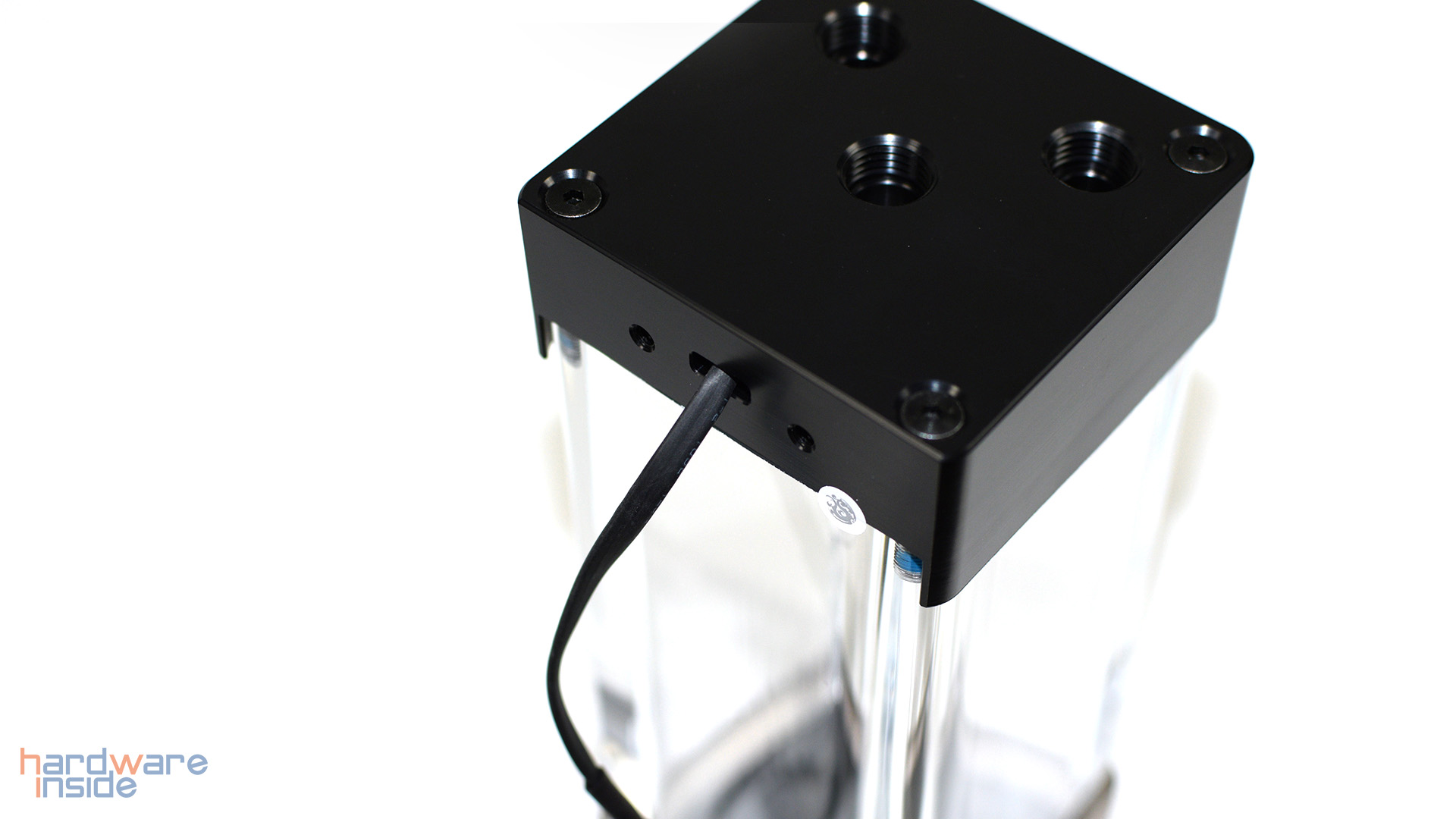 Bitspower Premium Cubiod Reservoir 150 (17).jpg