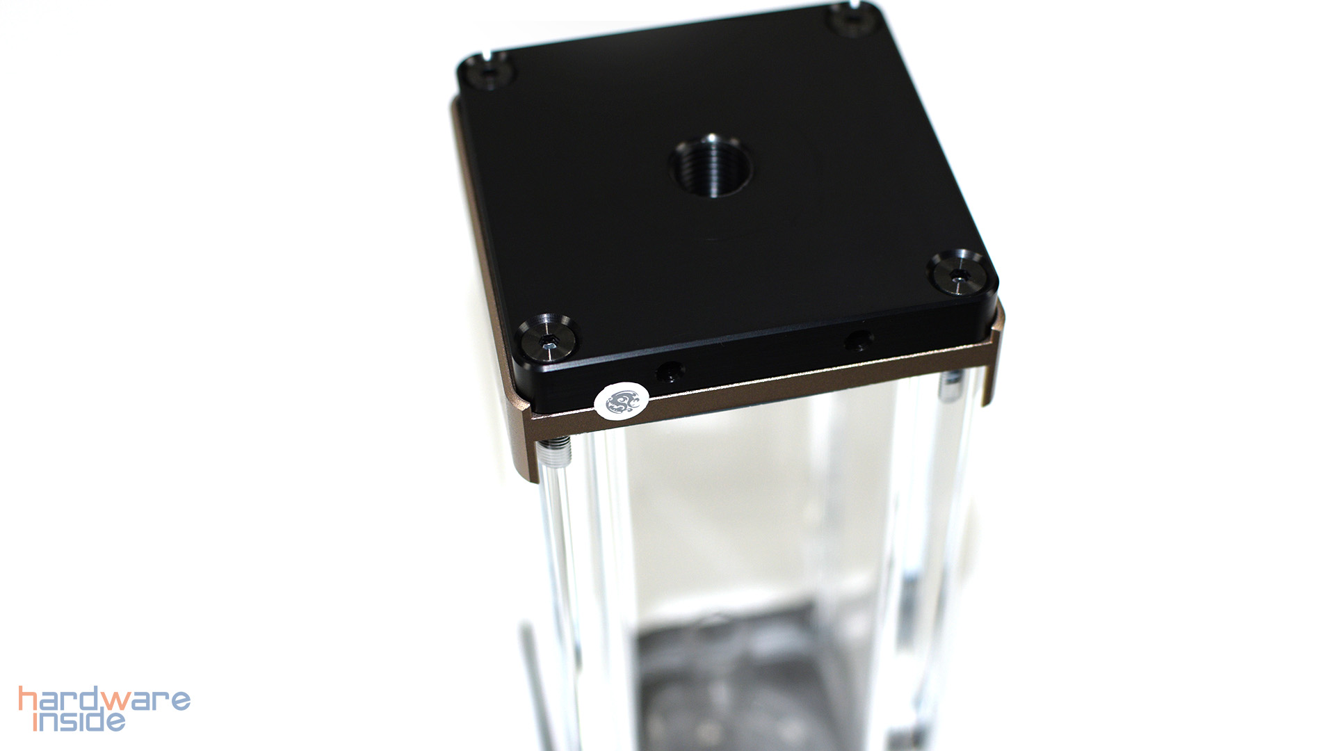 Bitspower Premium Cubiod Reservoir 150 (18).jpg