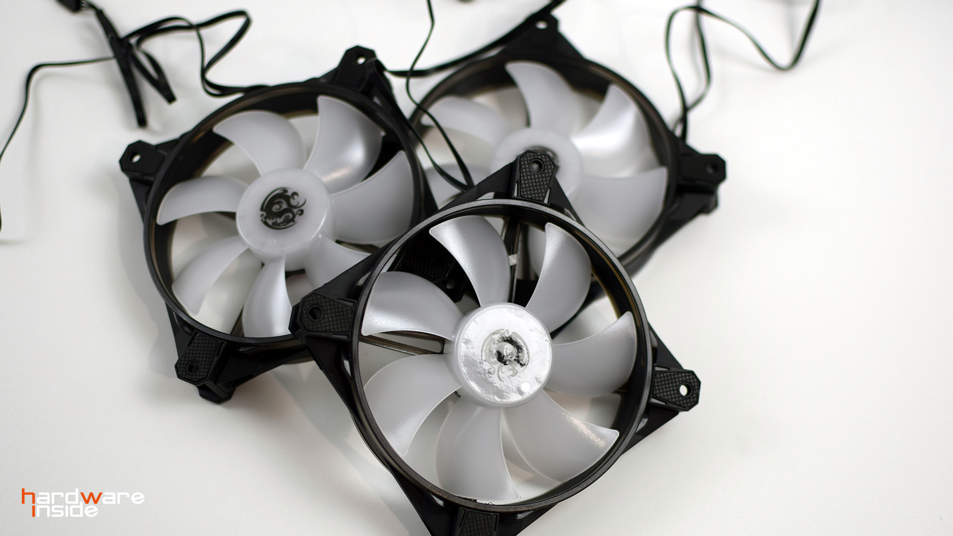 Bitspower Touchaqua TA Njord 120 DRGB 18.jpg