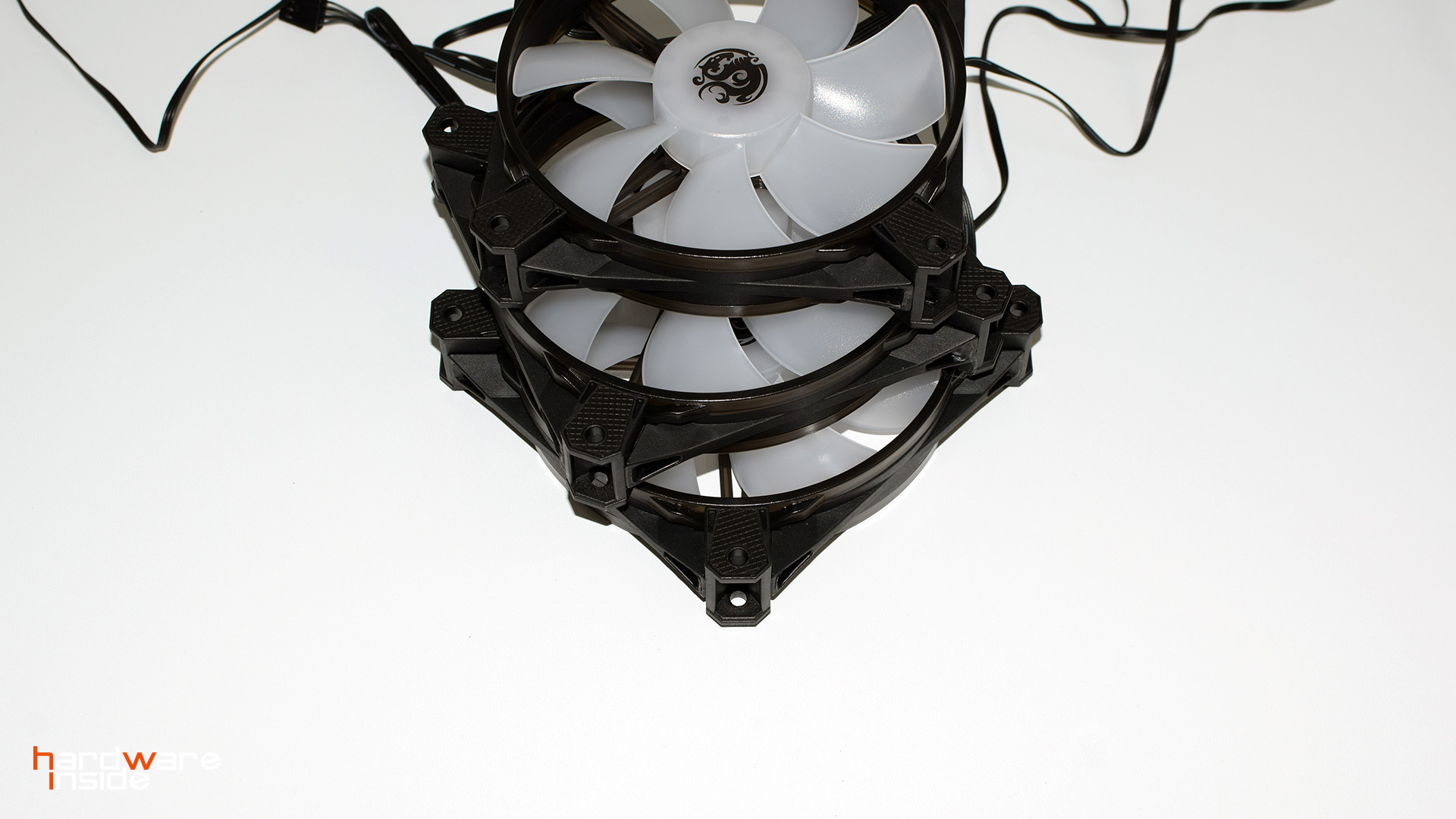 Bitspower Touchaqua TA Njord 120 DRGB 19.jpg