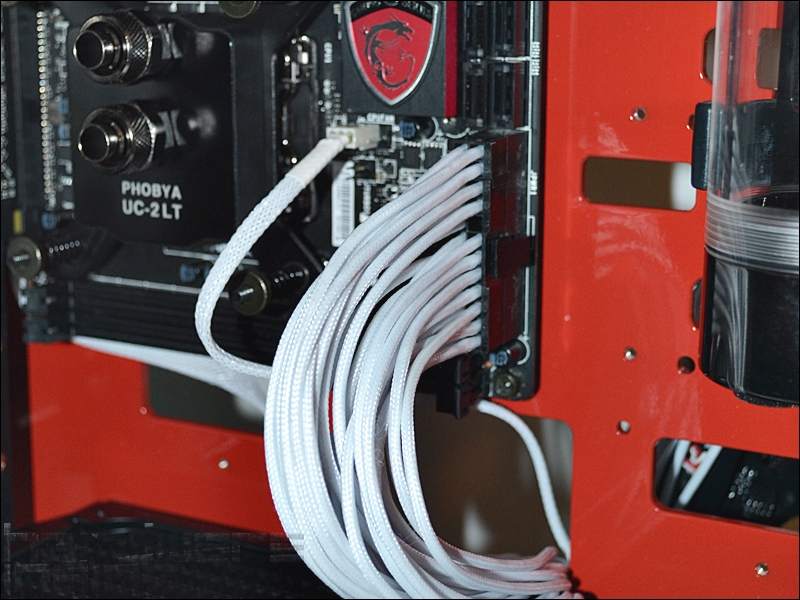 CableMod Caseking