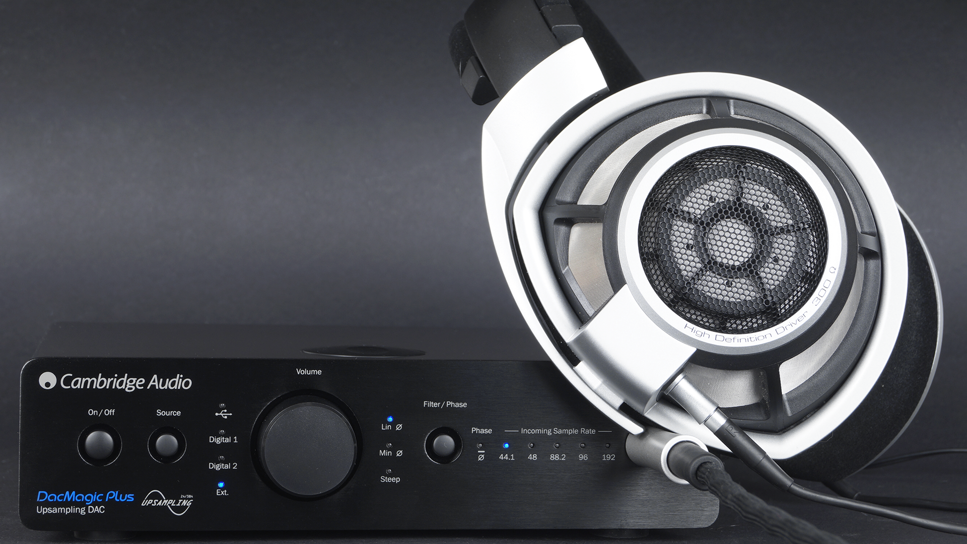 Cambridge Audio DacMagic + 18.png