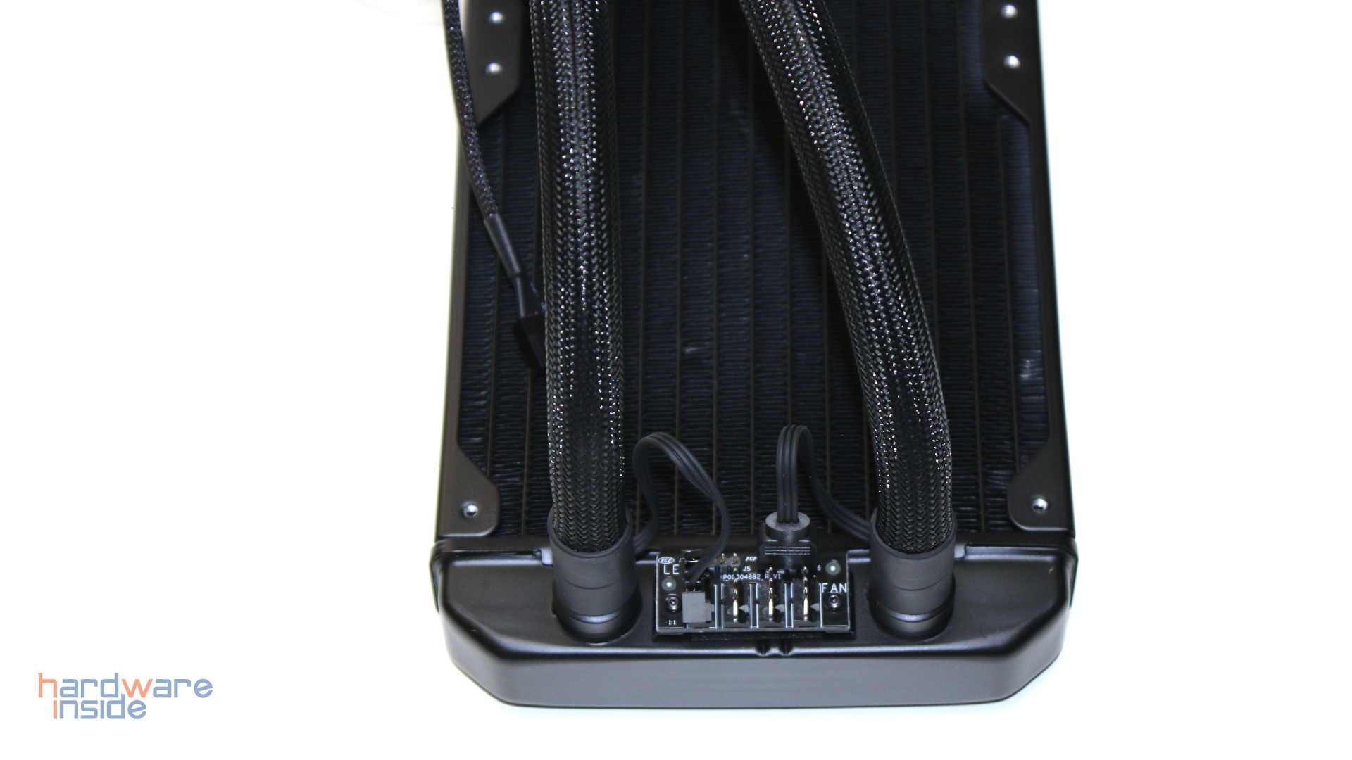 Celsius+ S28 Prisma_Radiator_Anschlüsse_Neu.jpg