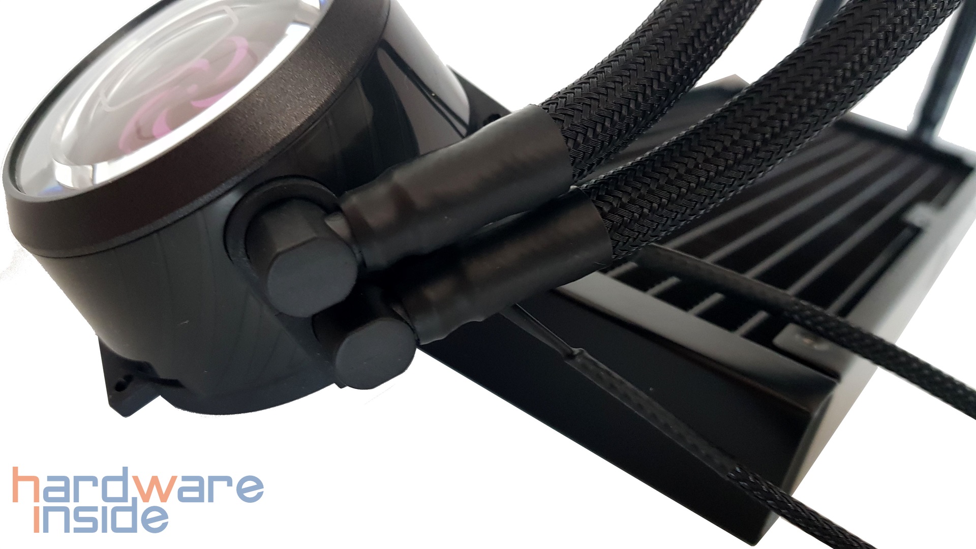 Cooler Master ML240P Mirage - 22.jpg