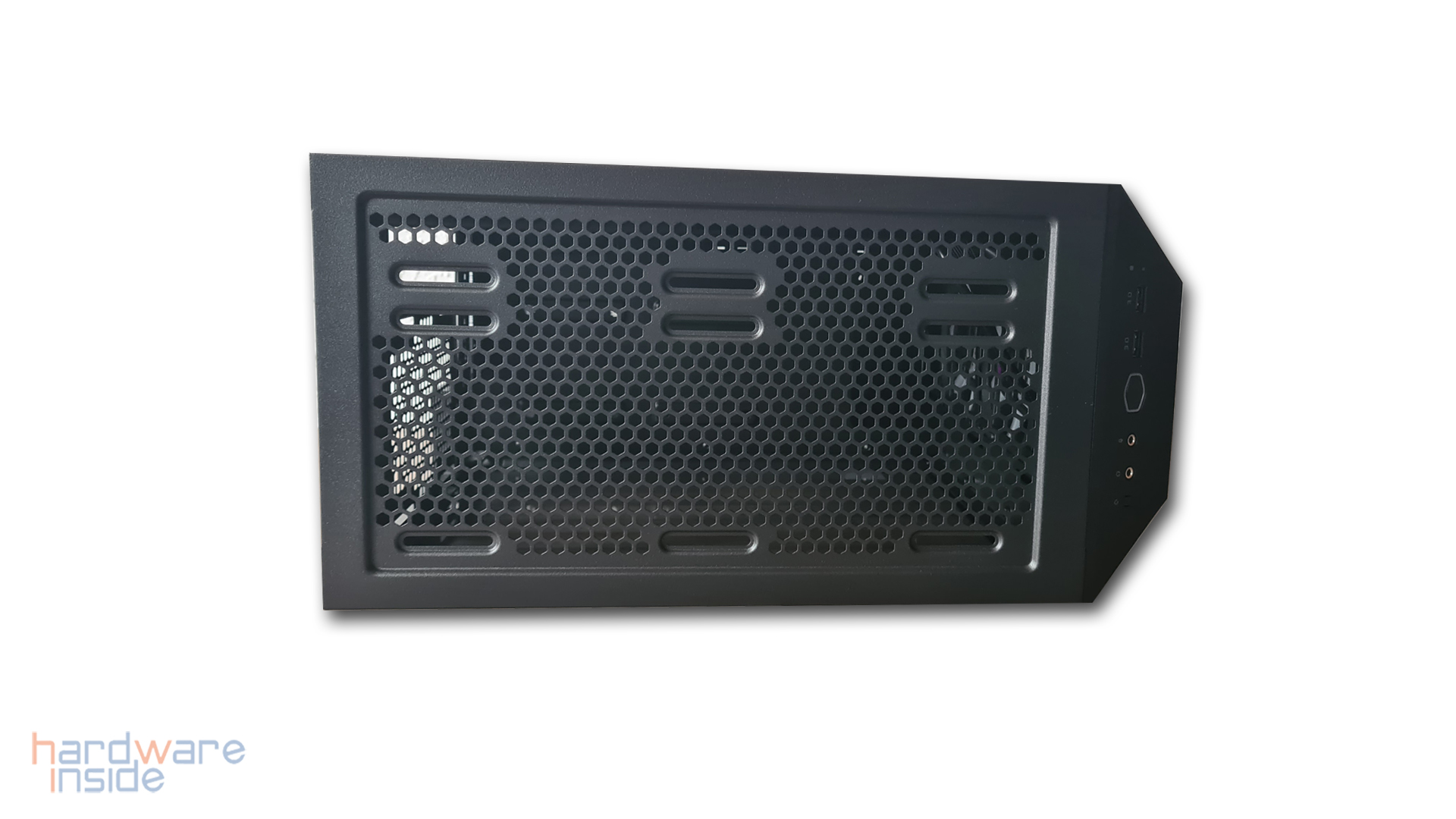 coolermaster td300 mesh_20b.jpg
