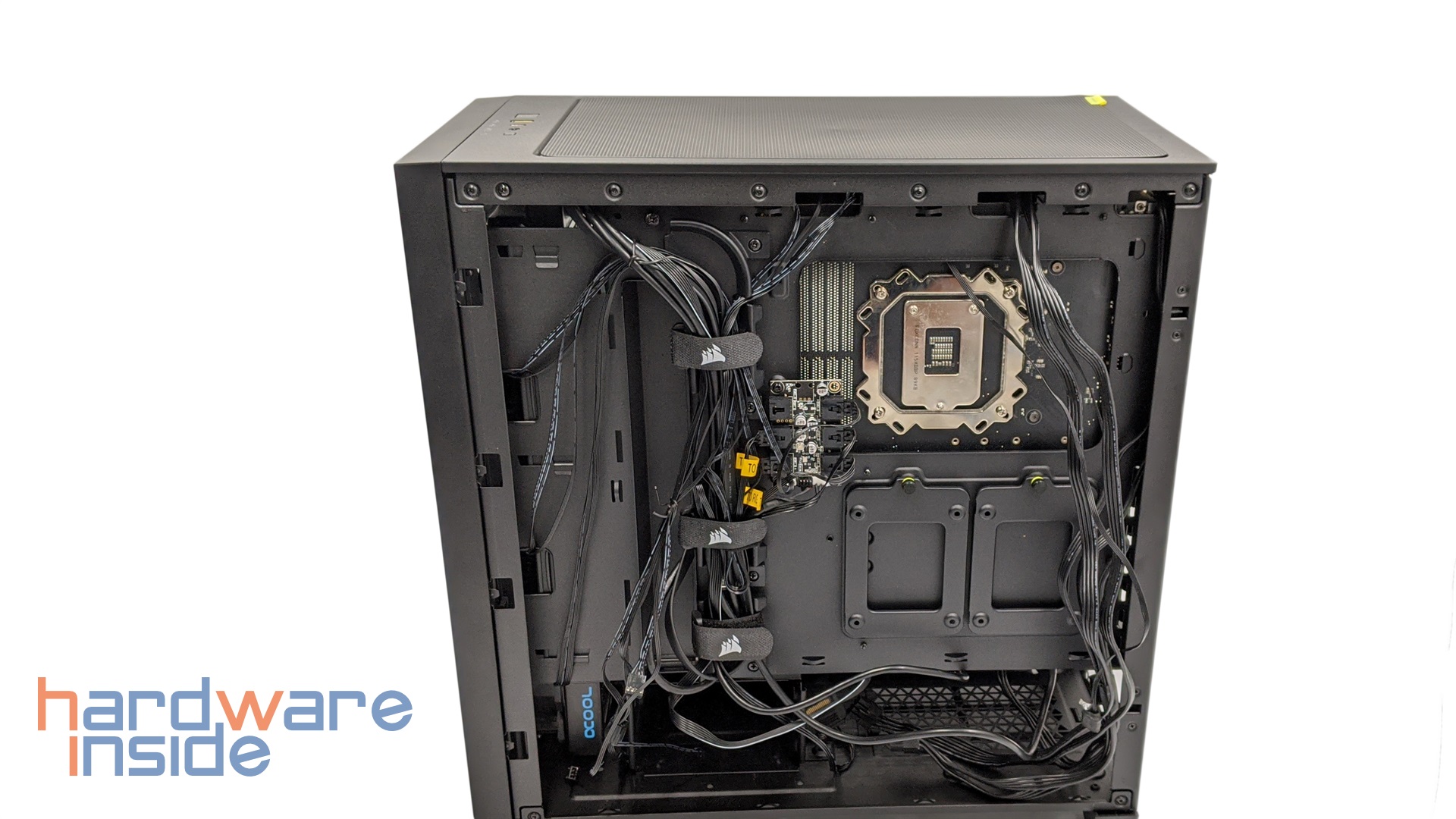 corsair-4000x-kabelmanagment.jpg