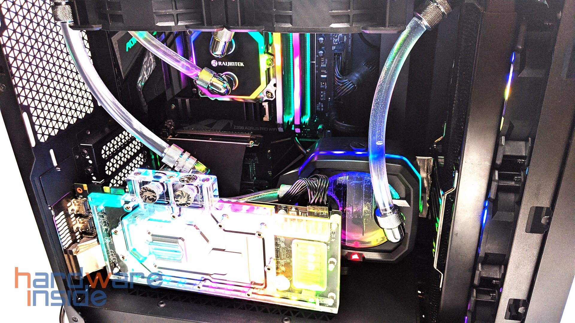 corsair-4000x-offen-beleuchtet (3).jpg