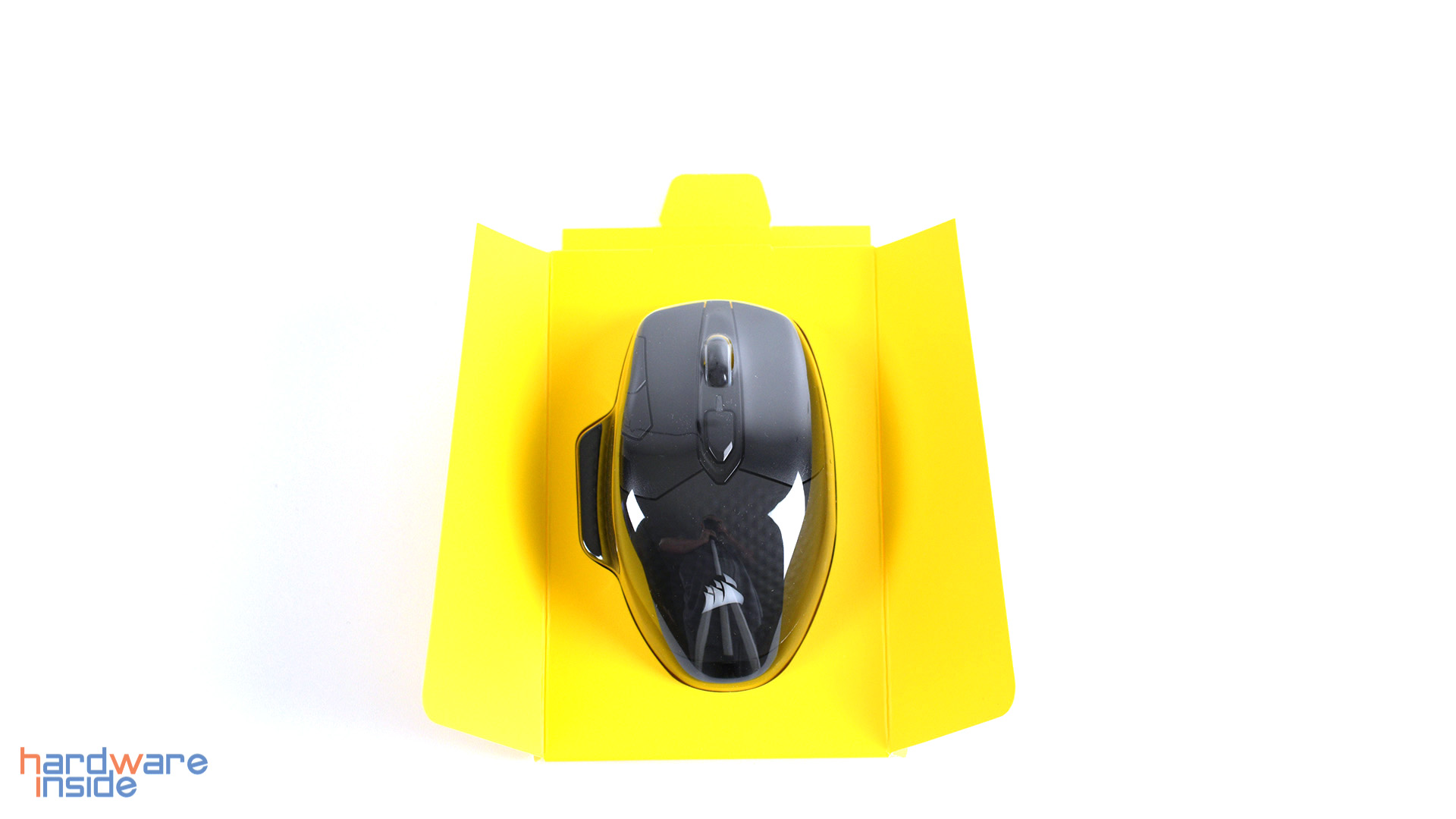 CORSAIR Dark Core RGB PRO (SE) (28).jpg
