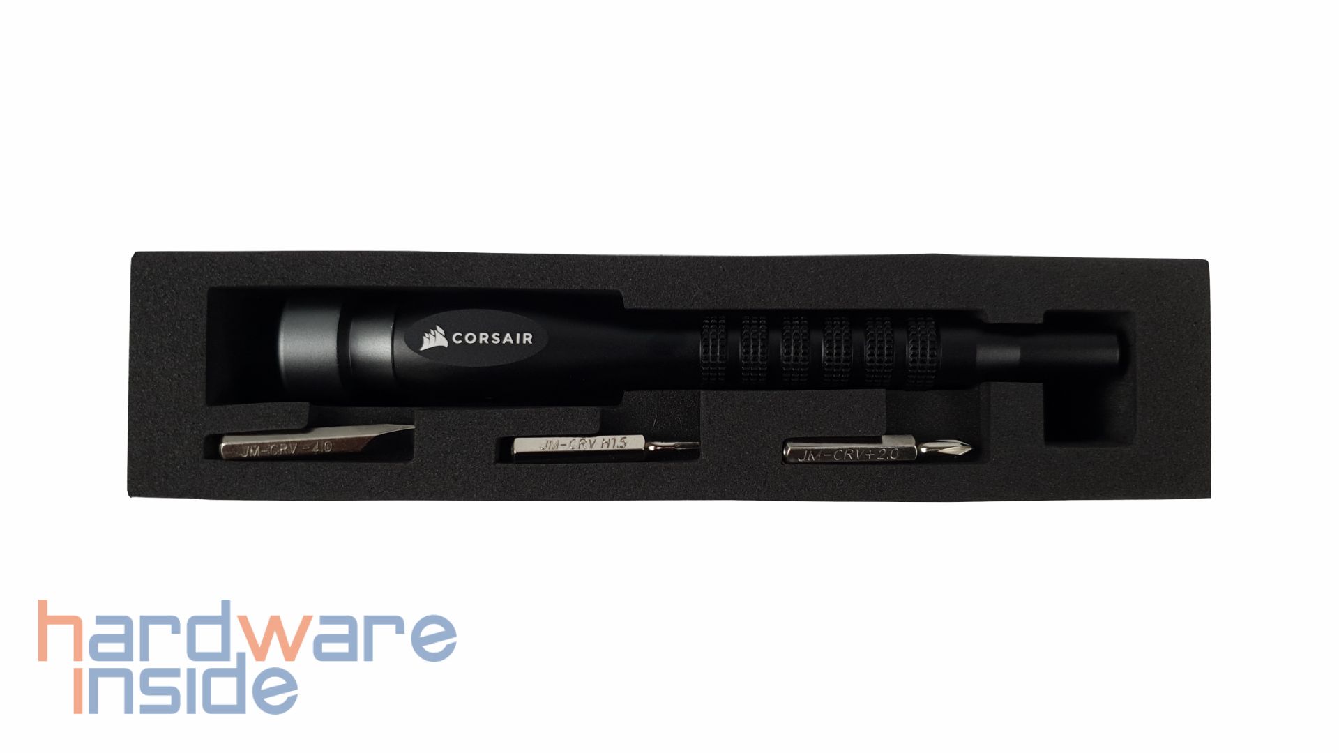corsair-dominator-titanium-first-edition-inhalt-bit-schraubendreher.jpg
