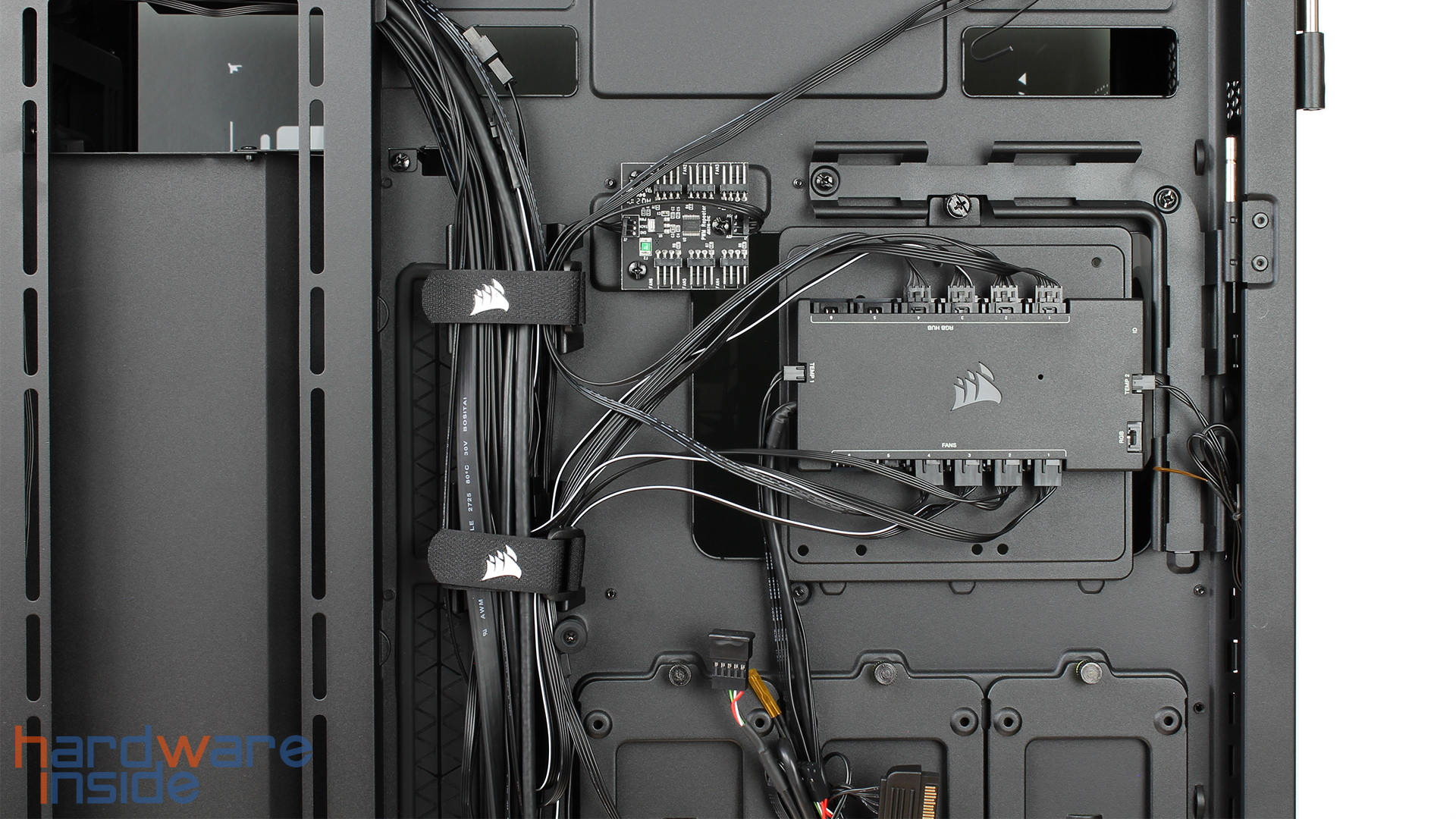 corsair-icue-7000x-rgb-09.jpg