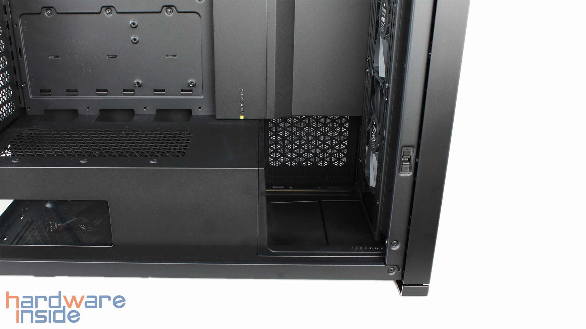corsair-icue-7000x-rgb-16.jpg