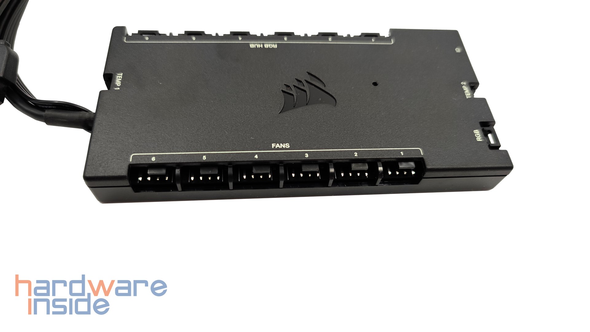 CORSAIR - iCUE COMMANDER CORE XT - 5.jpg