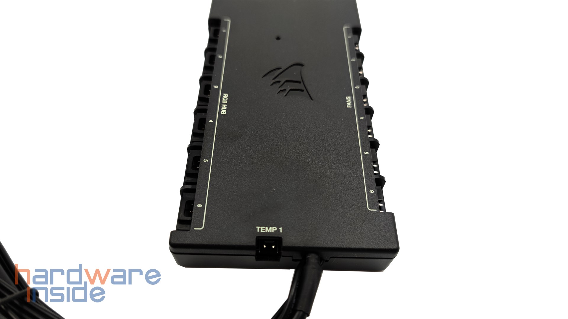 CORSAIR - iCUE COMMANDER CORE XT - 8.jpg