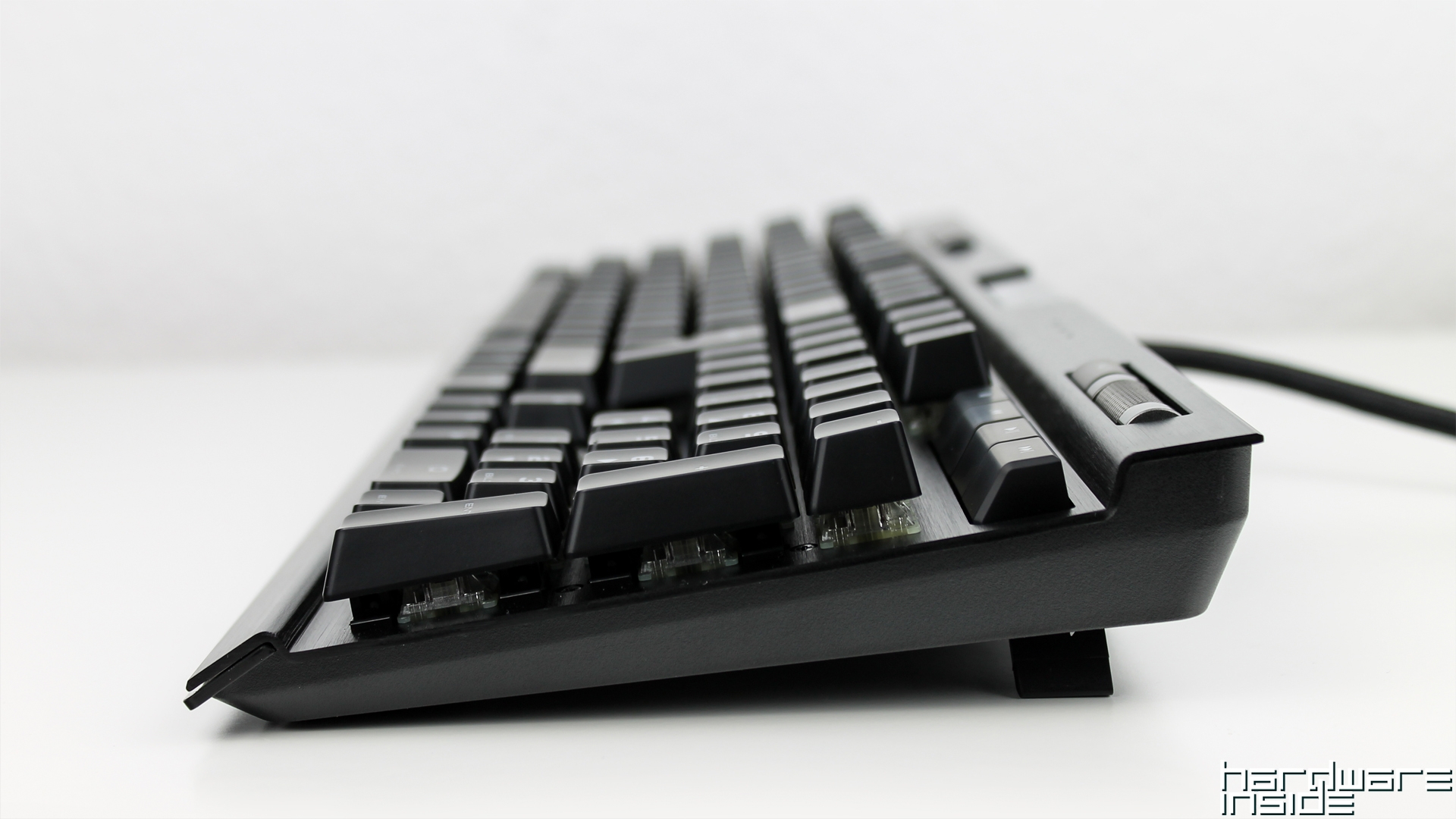 Corsair K70 RGB MK.2