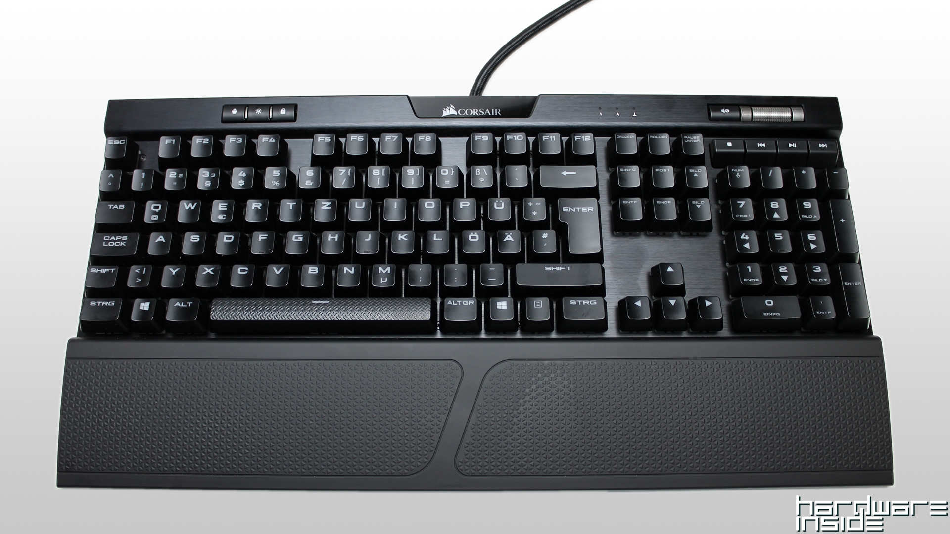 Corsair K70 RGB MK.2