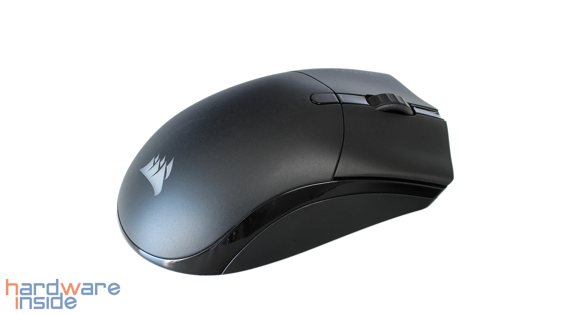 corsair-sabre-rgb-pro-wireless-02.jpg