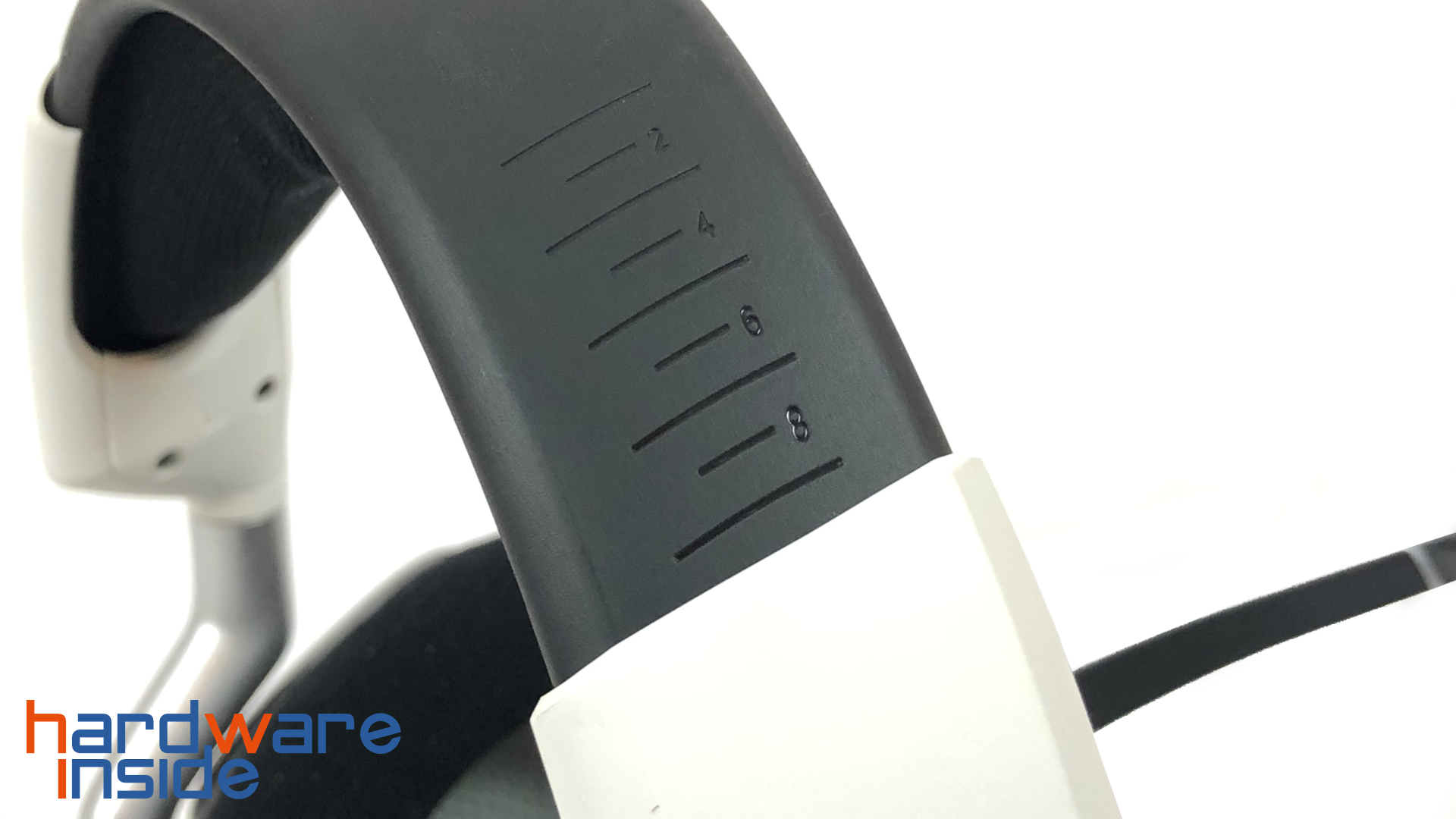 Corsair VOID RGB ELITE WIRELESS 10
