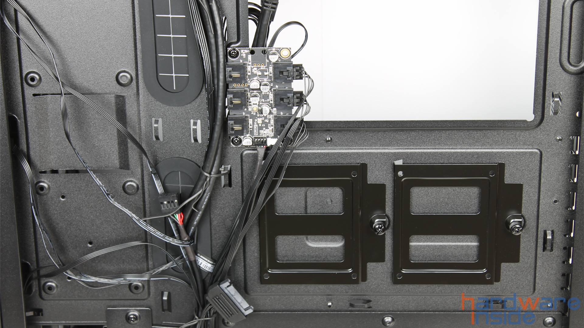 Corsair_iCUE_465X_RGB_14.jpg