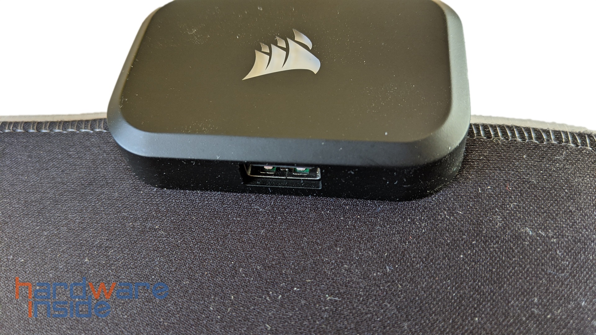 corsair_mm700_rgb_details (4).jpg