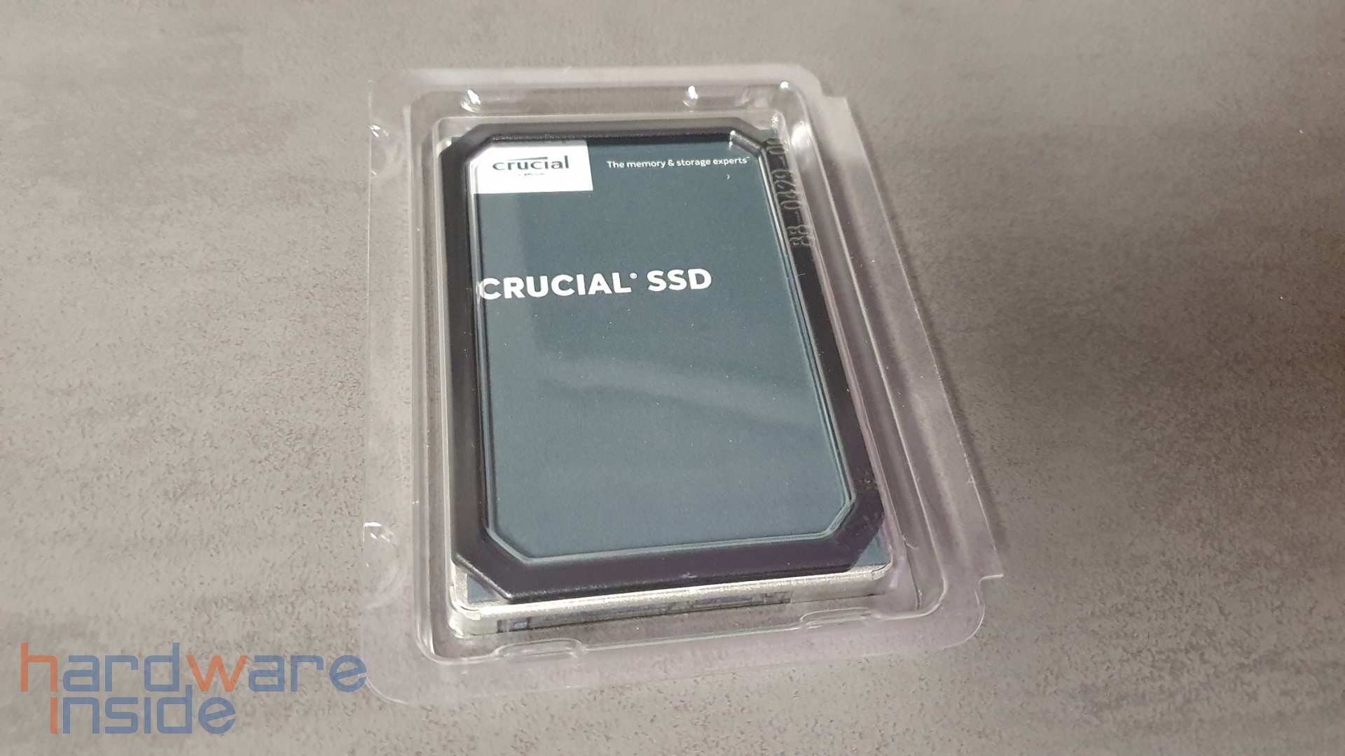 crucial_mx500_-_ssd_4000_gb_plastik_oben.png
