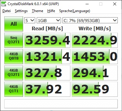 CrystalDiskMark