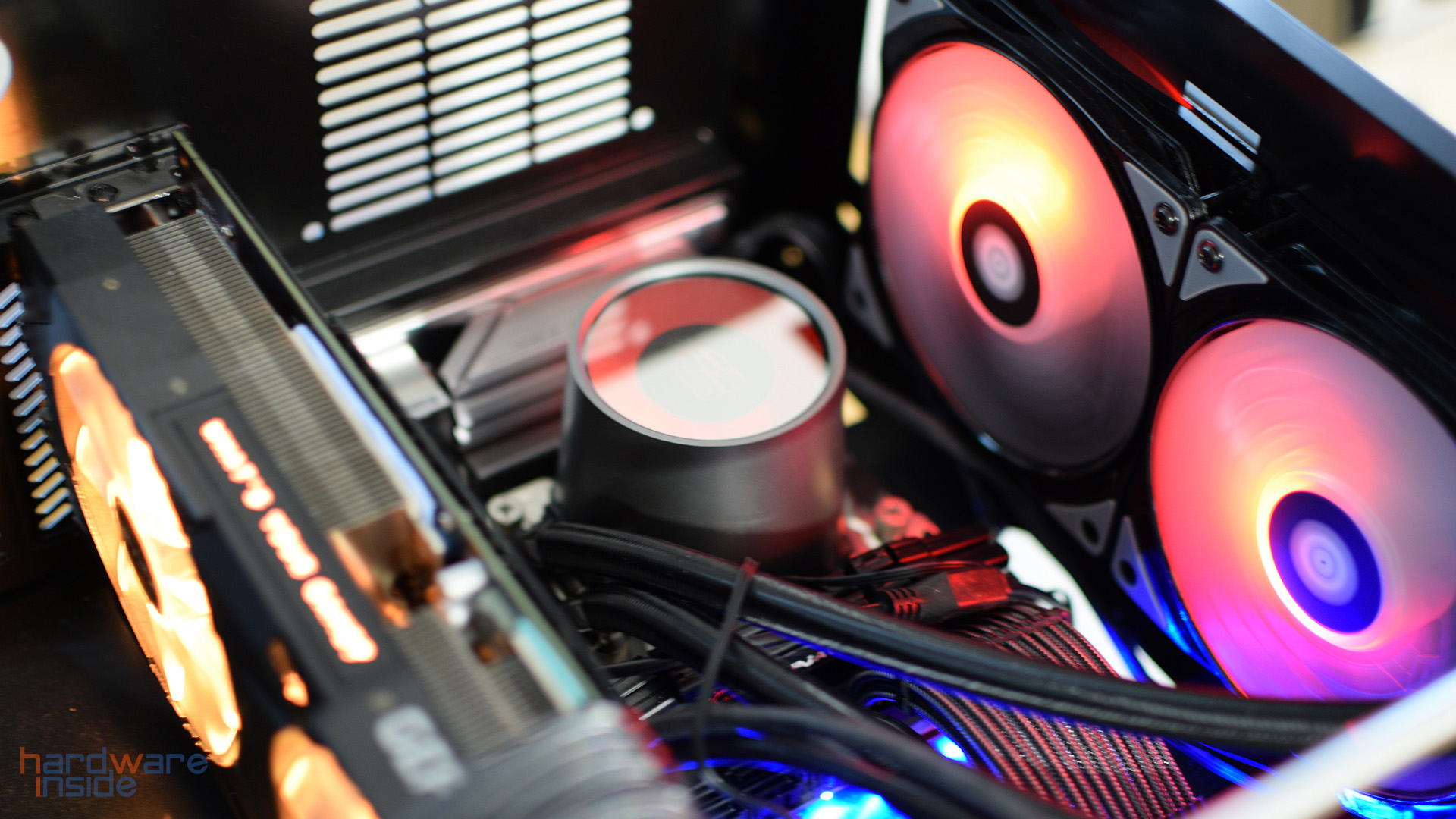 Deepcool Castle 240 RGBV2 37.jpg