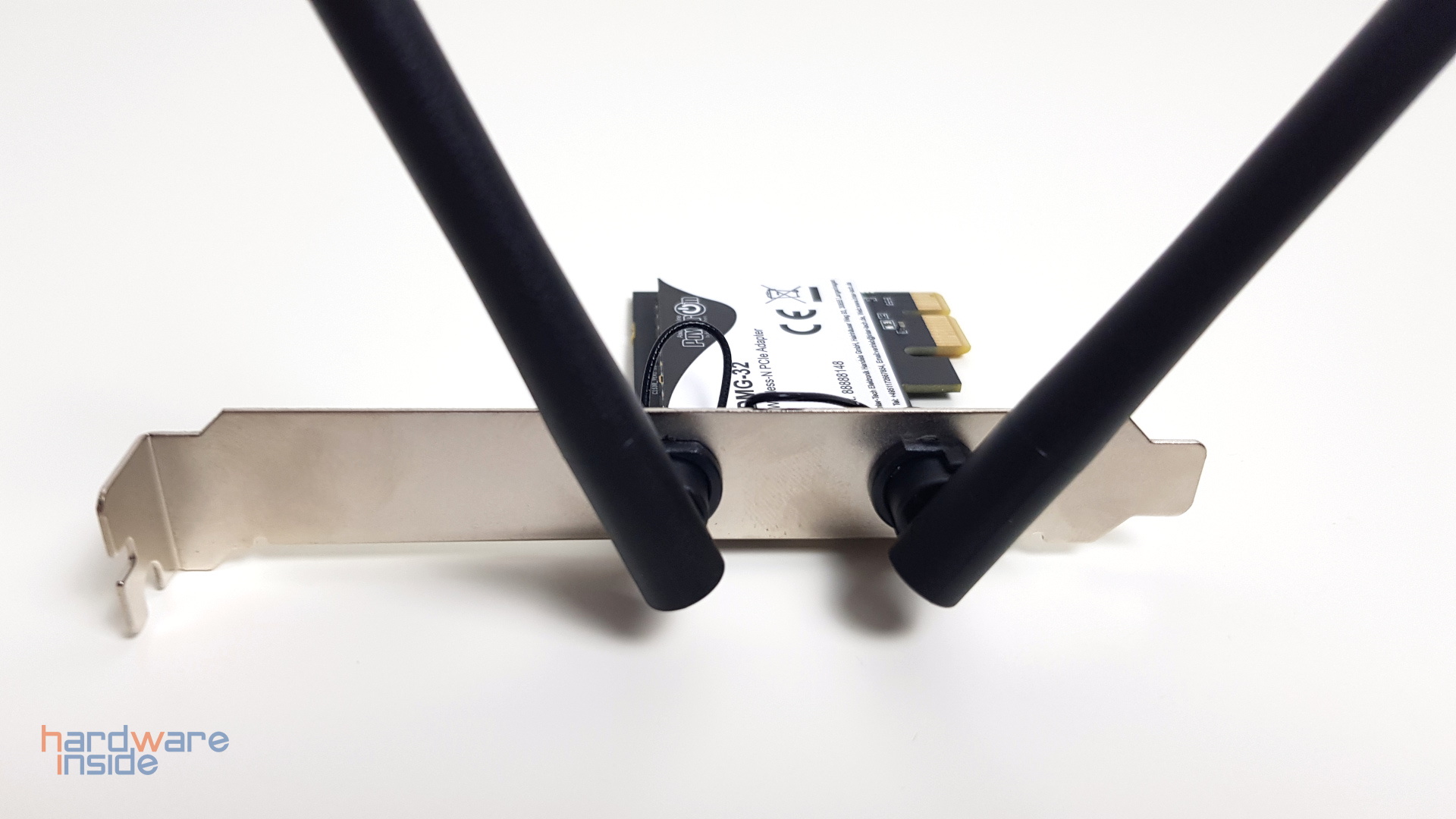 DMG-32 Wireless AC PCIe Adapter_Details_3.jpg