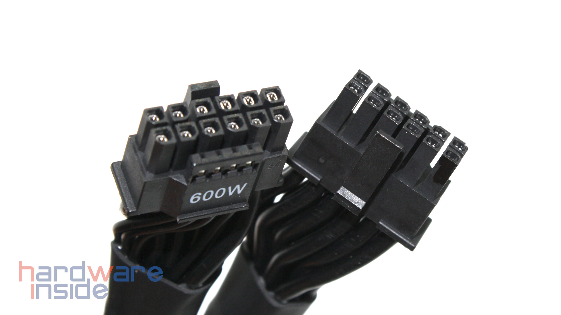Enermax REVOLUTION ATX3.0 - PCIe Stecker