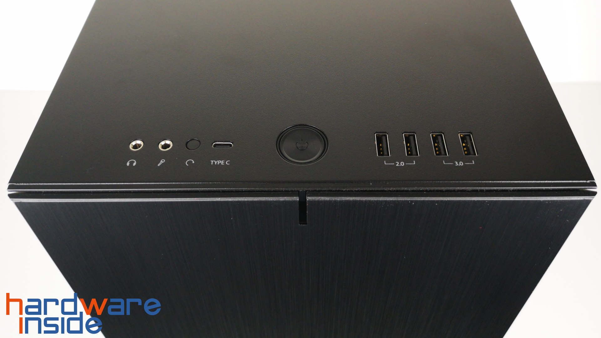 Fractal Design Define 7_8.jpg