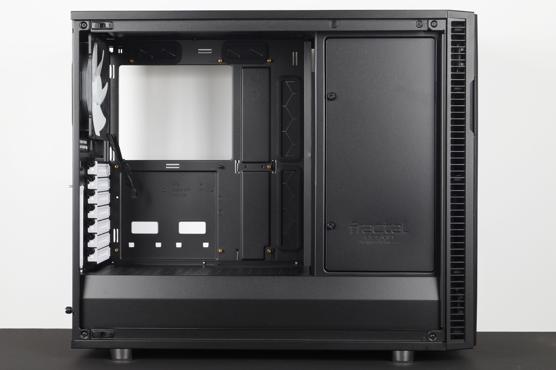 Fractal Design Define R6