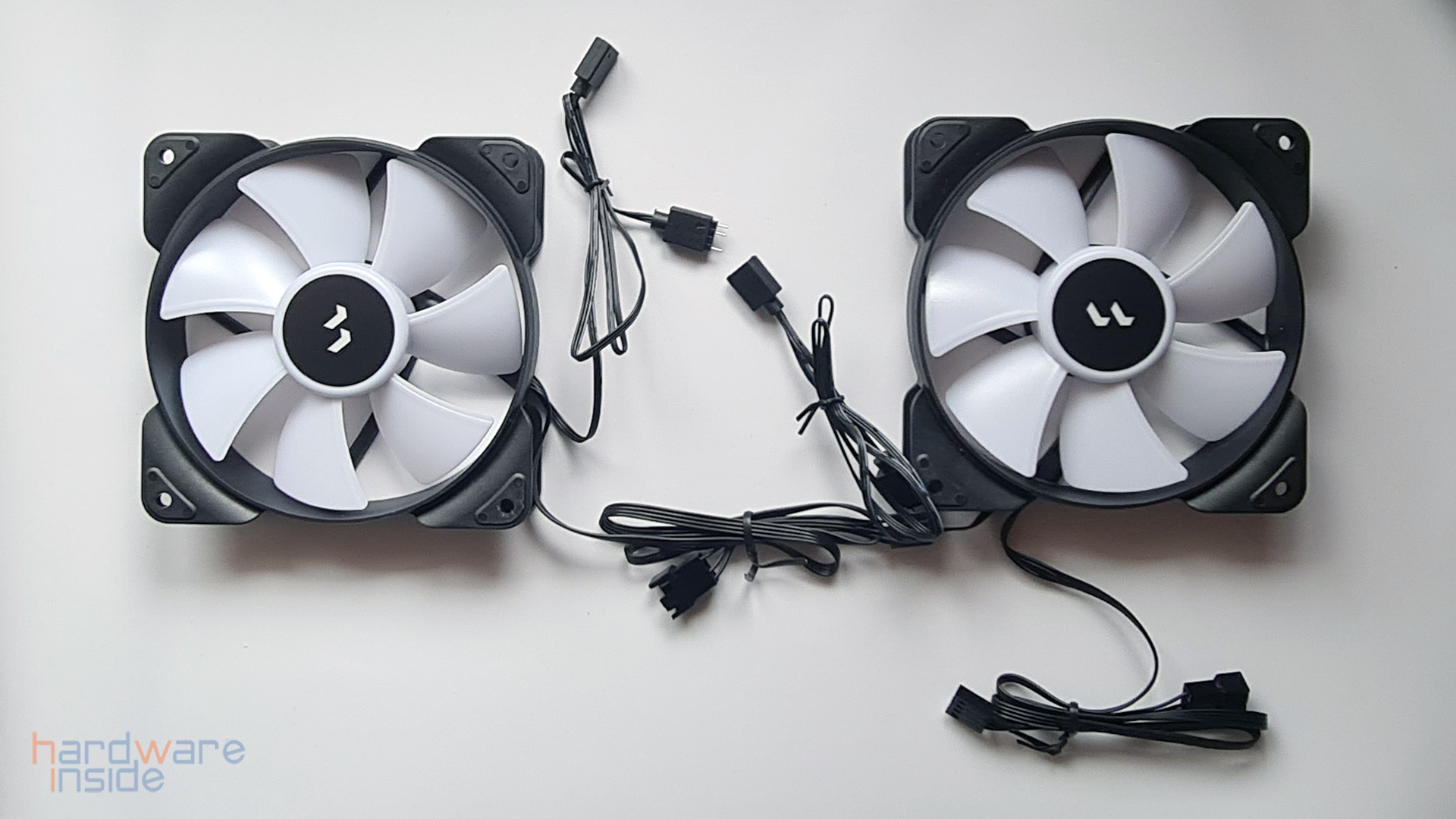 fractal design lumen s24 rgb_13.jpg