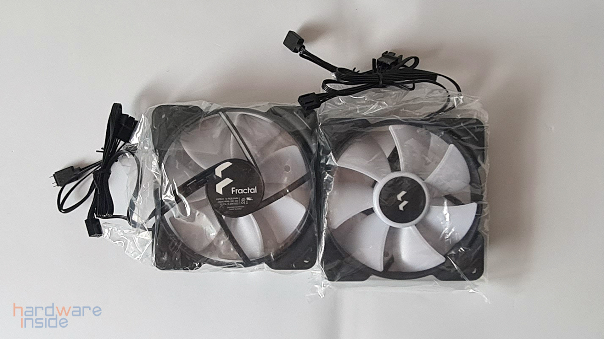 fractal design lumen s24 rgb_7.jpg