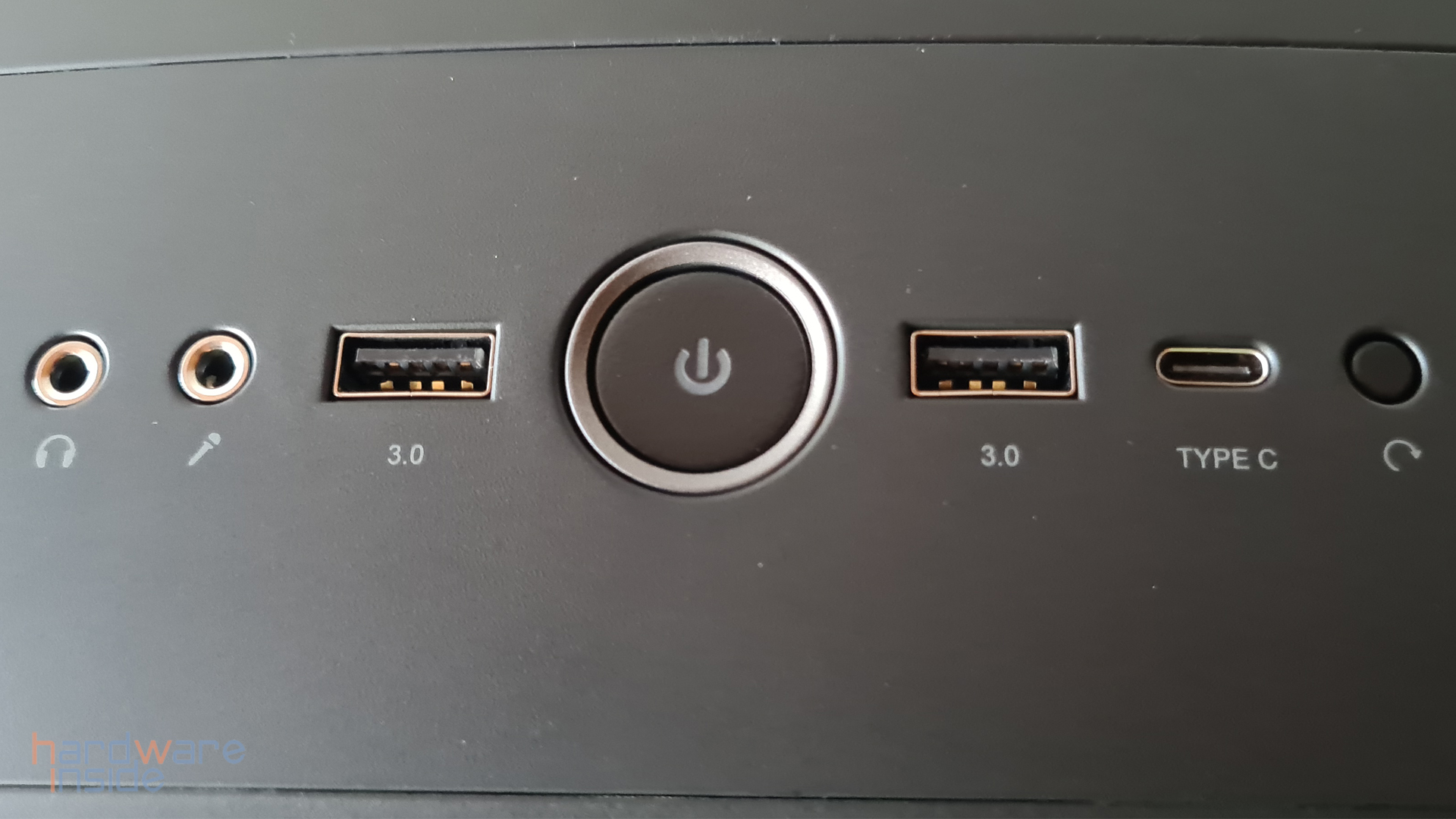 fractal design torrent_30.jpg