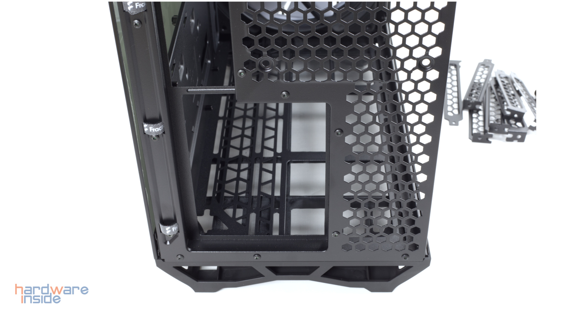 fractaldesign-torrent-compact-review-18.jpg
