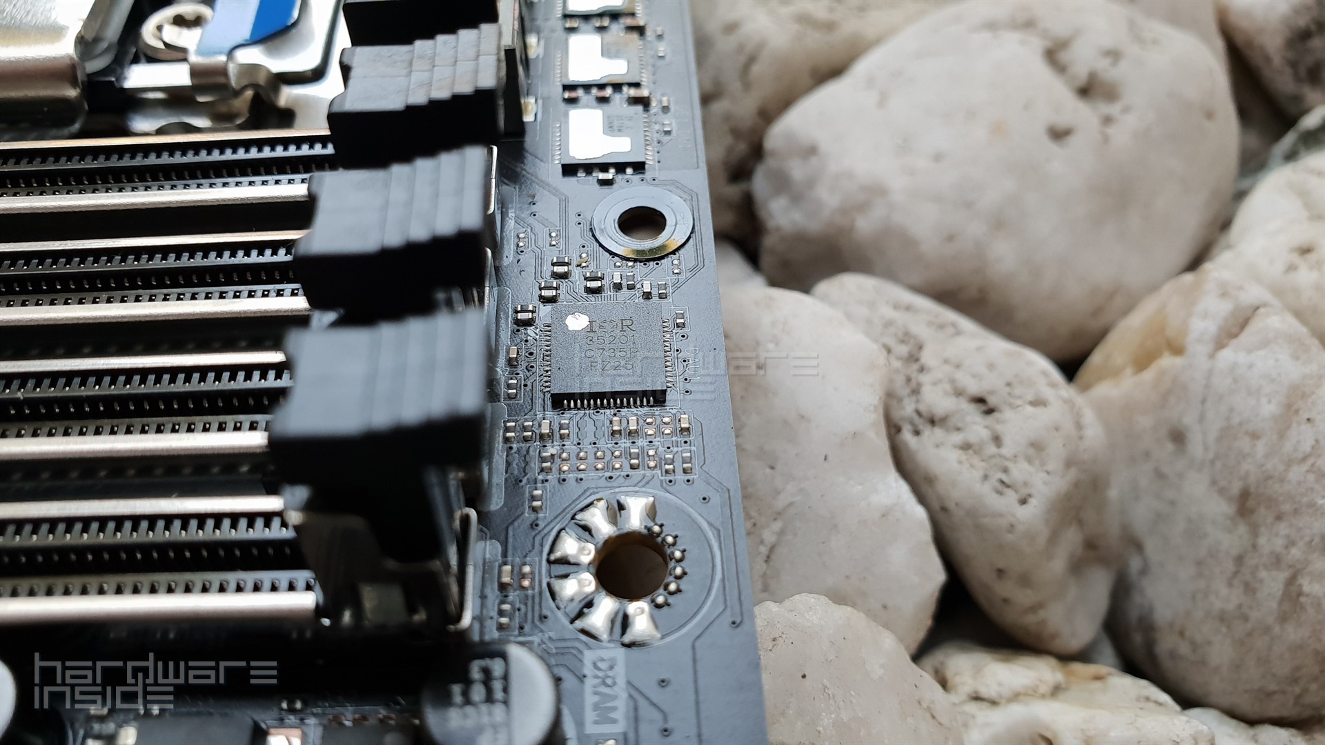 GIGABYTE AORUS X399 XTREME