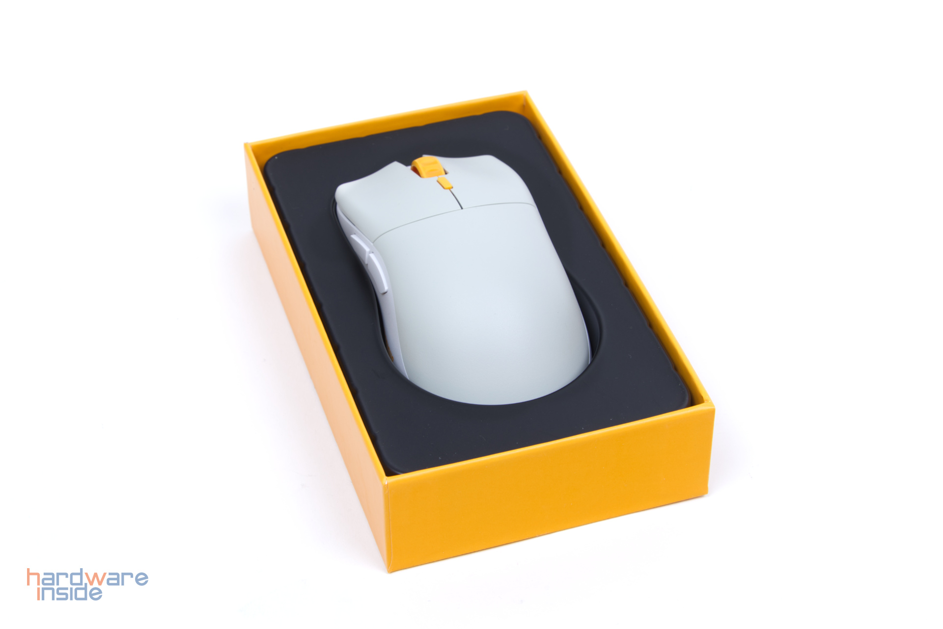 Glorious-Series-One-Pro-Wireless-3.jpg