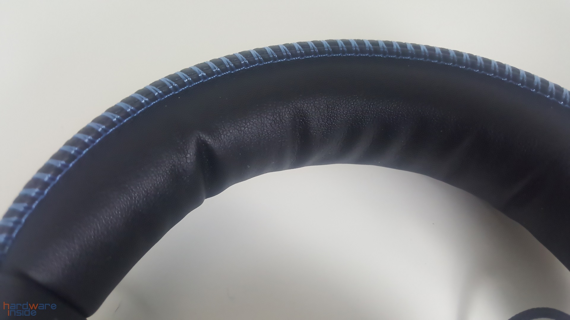 HyperX Cloud Alpha S Bügel unten.jpg