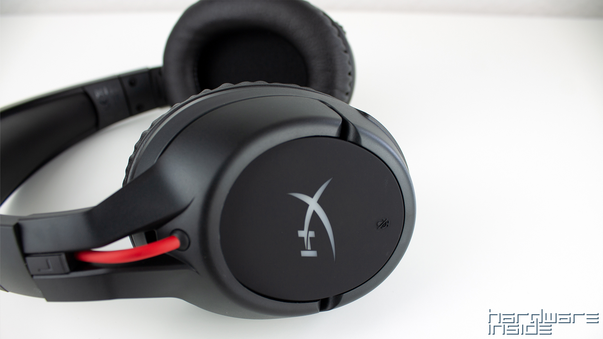 HyperX_CloudFlight_18