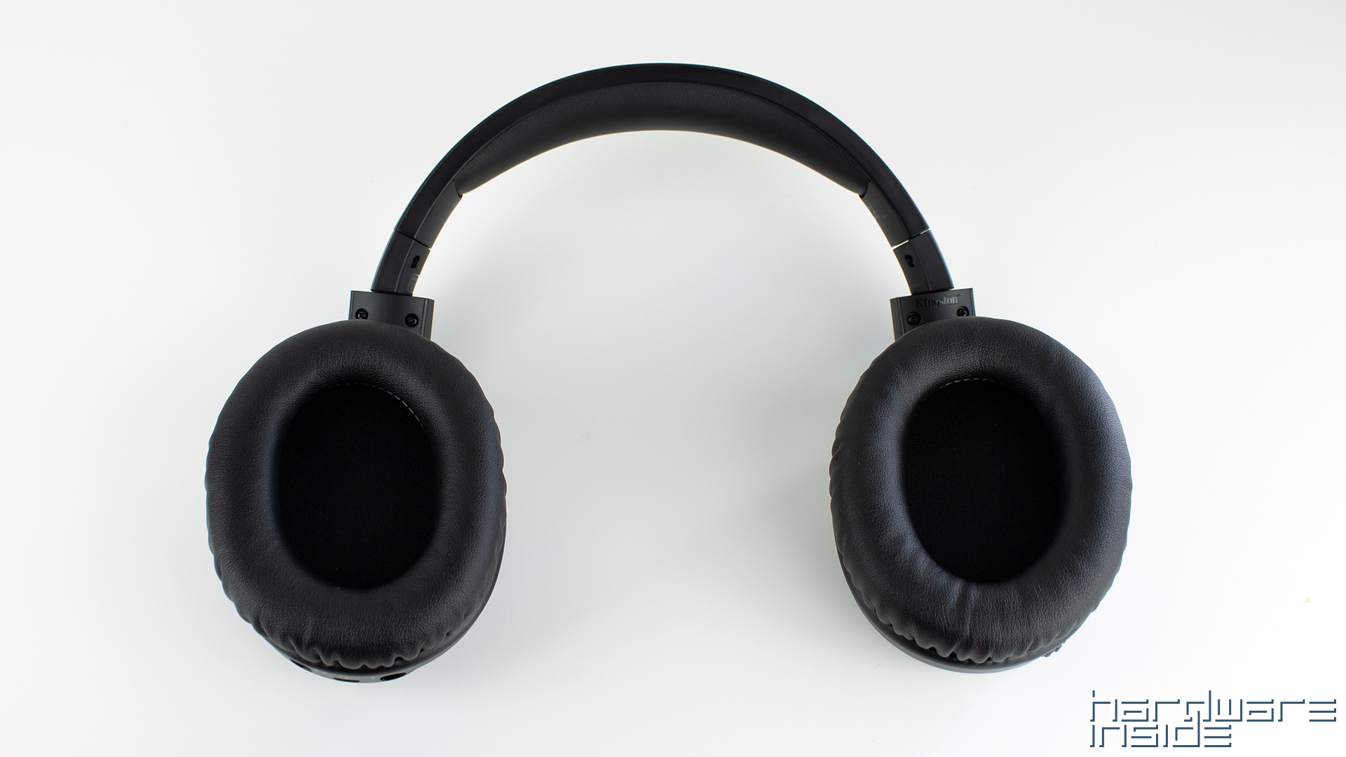 HyperX_CloudFlight_23