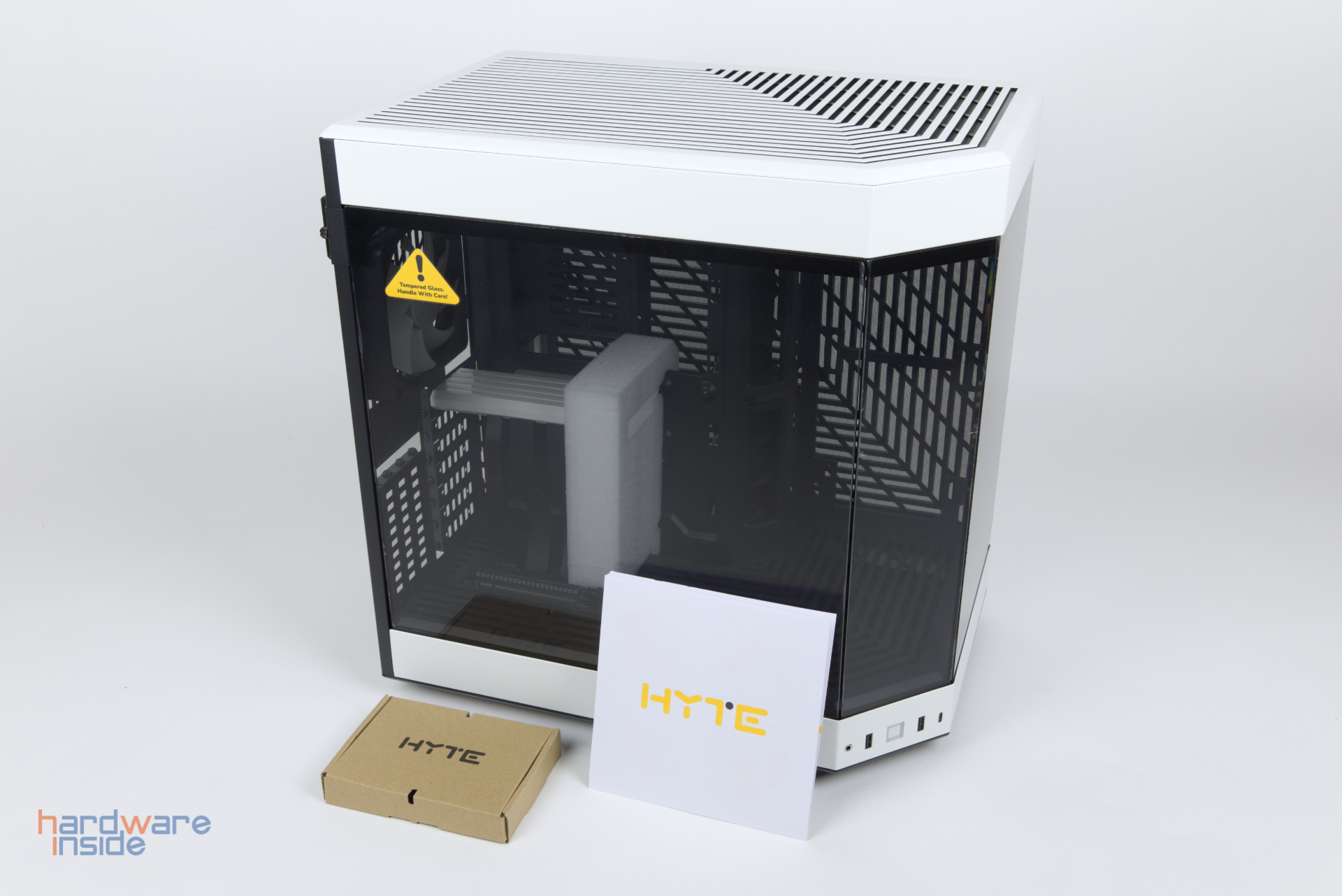Hyte-Y60-Review-3.jpg