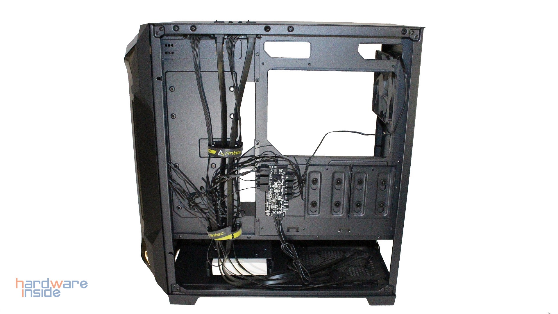 Im Test Antec DF600 Flux - 14.jpg