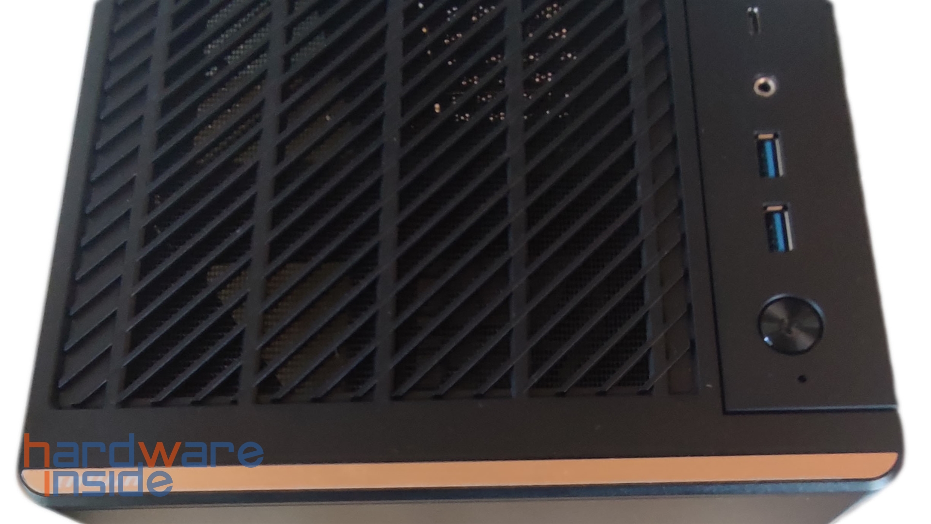 inwin-a5-front-details.jpg
