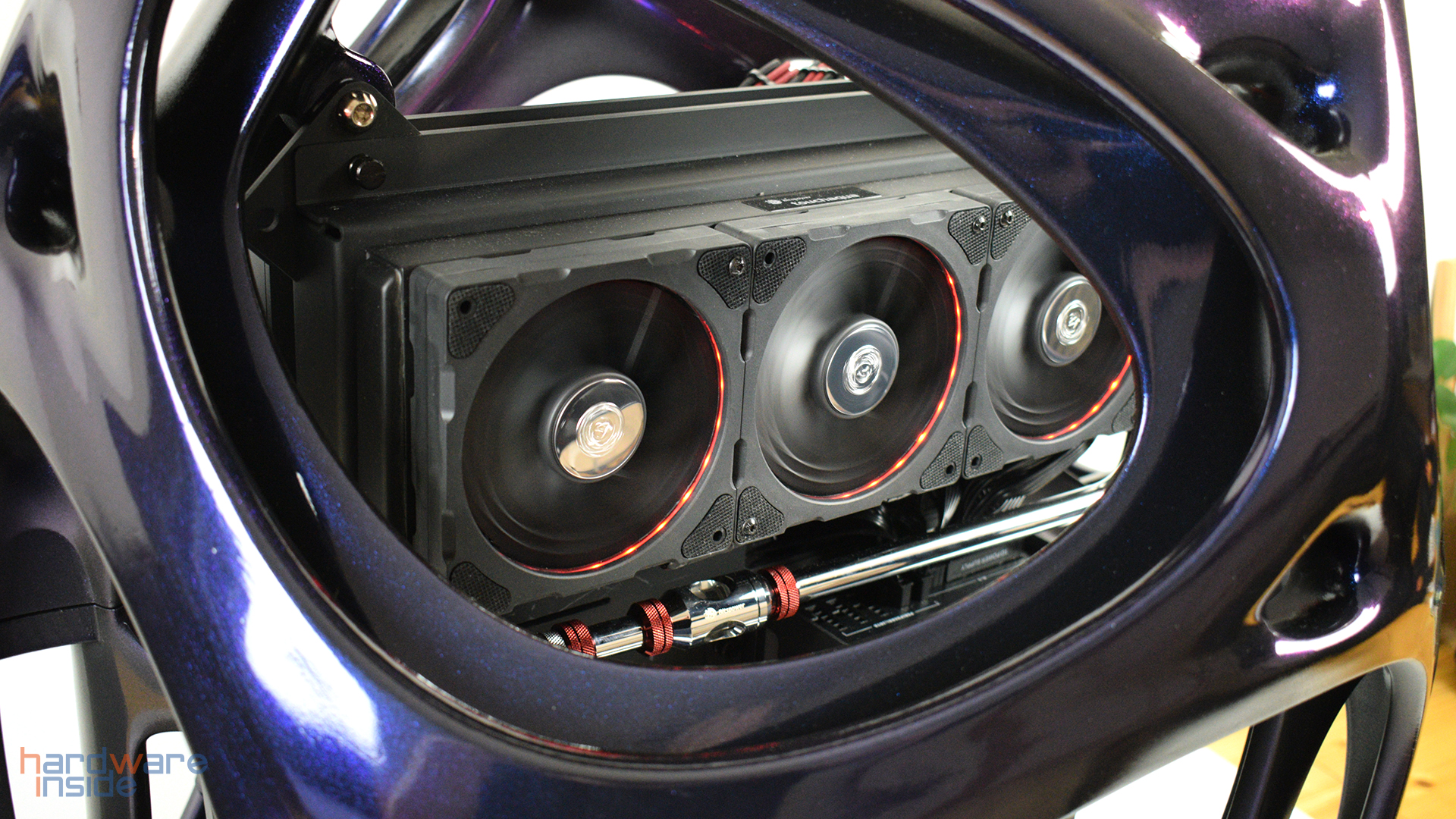 INWIN YONG wassergekühlter Messing-Build mit Bitspower_6340.jpg